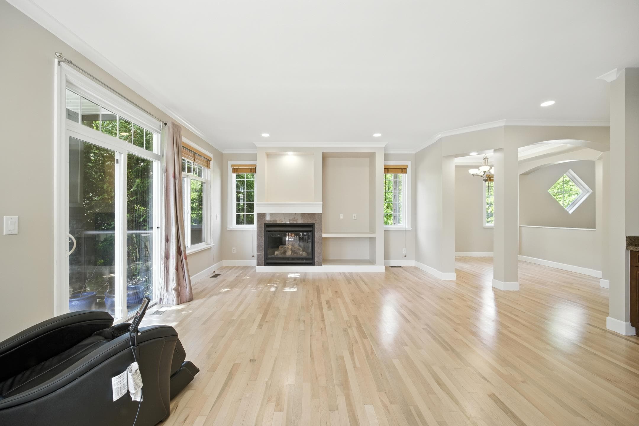 3252 Camelback Lane, Coquitlam, V3E 3R1 — photo 5
