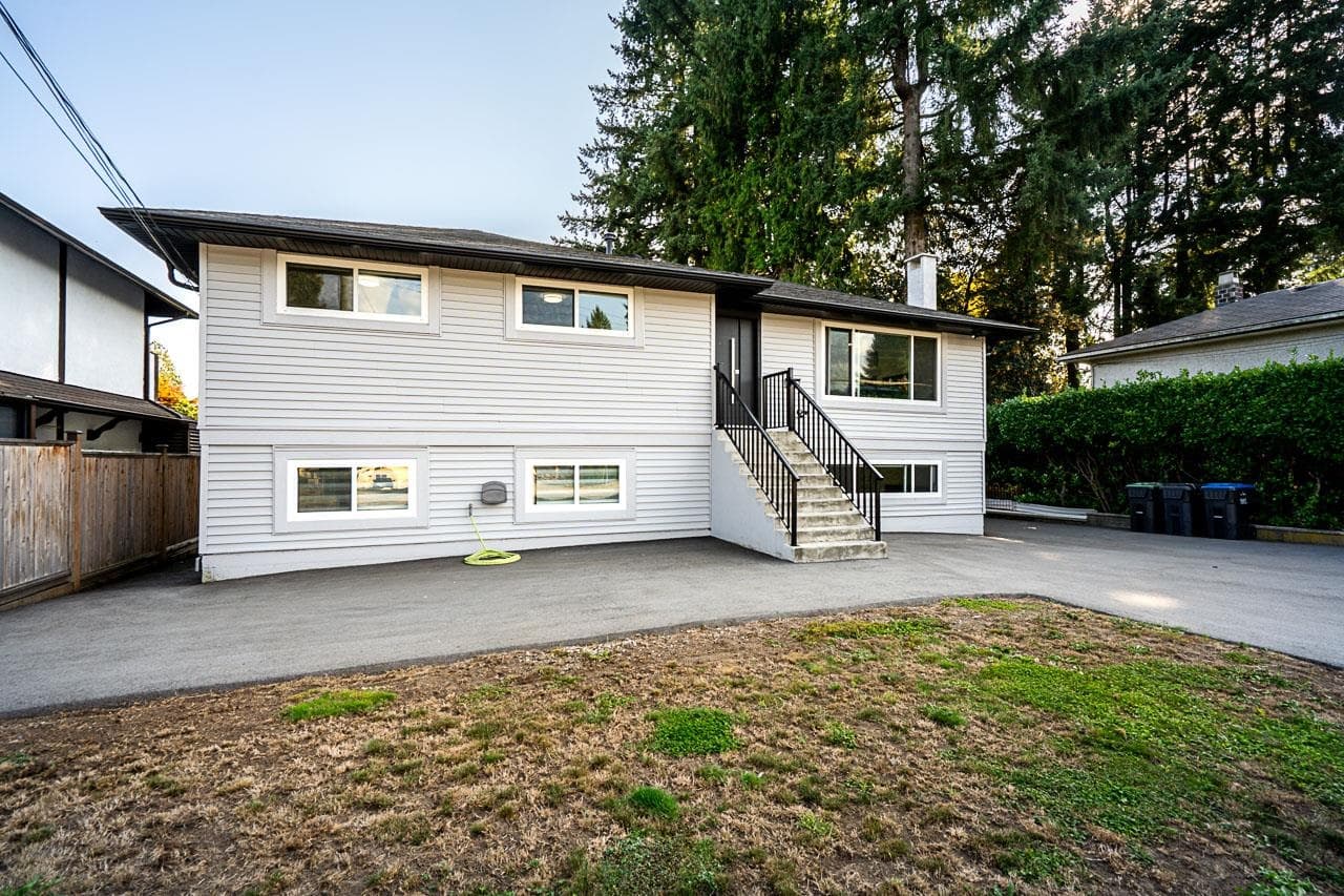 1624 Coquitlam Avenue, Port Coquitlam, V3B 1H7 — photo 2