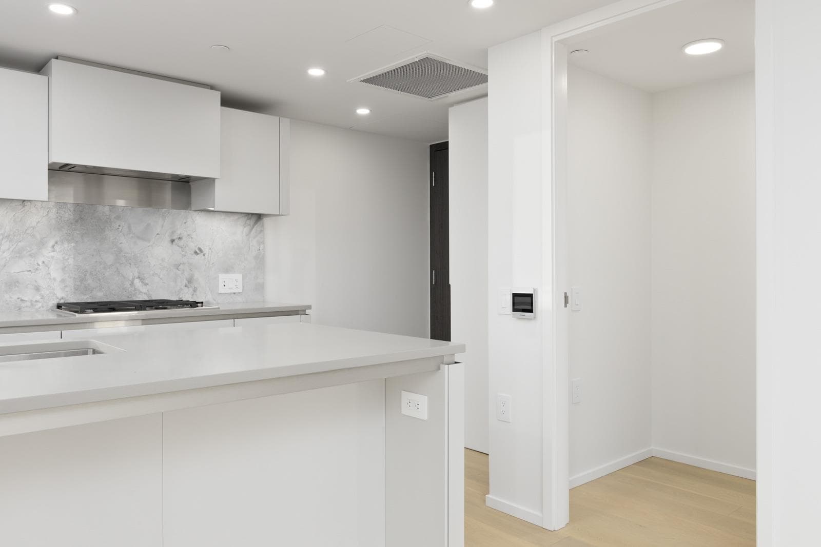 1307 - 889 Pacific Street, Vancouver, V6Z 1C3 — photo 4