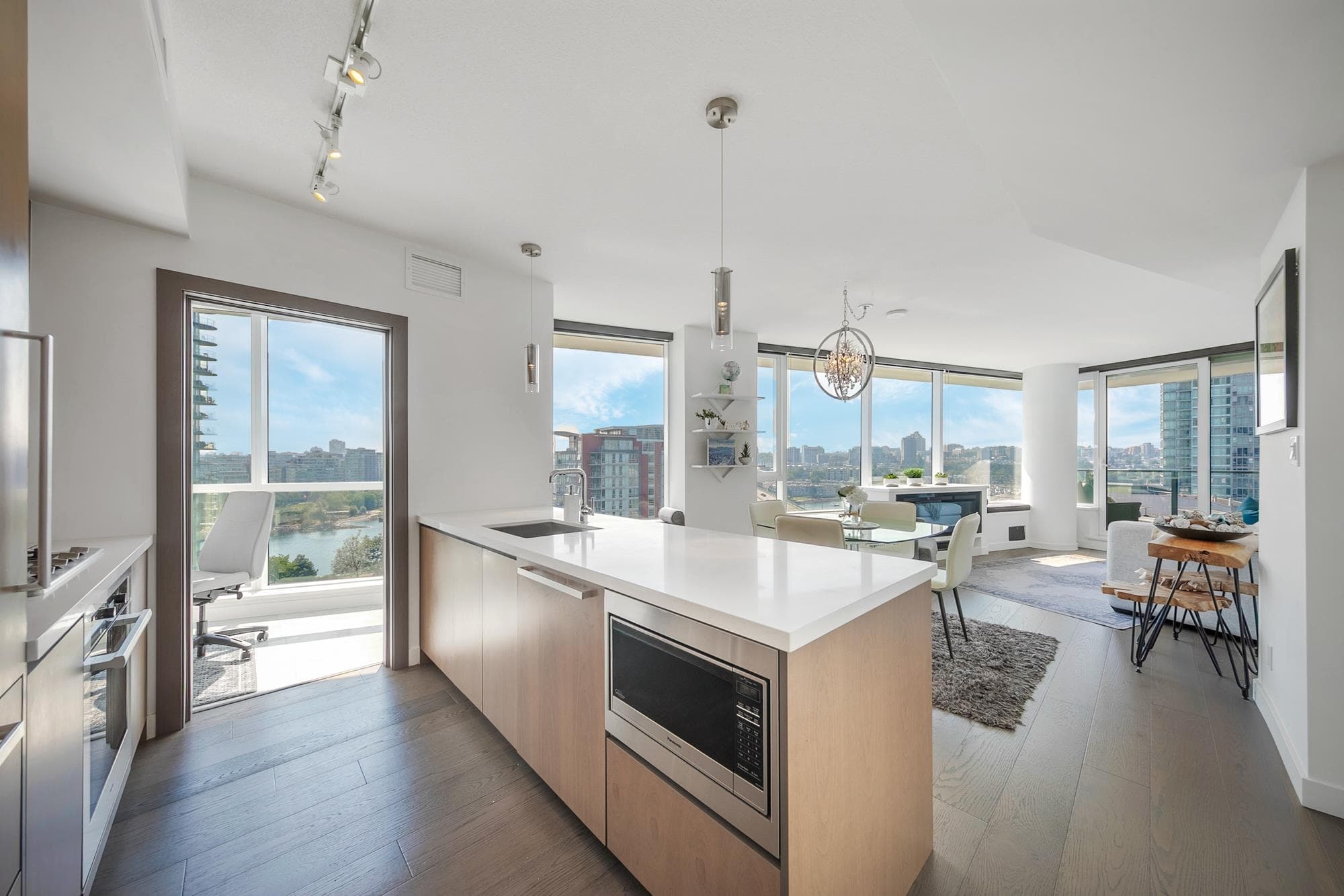 1509 - 68 Smithe Street, Vancouver, V6B 0P4 — photo 2