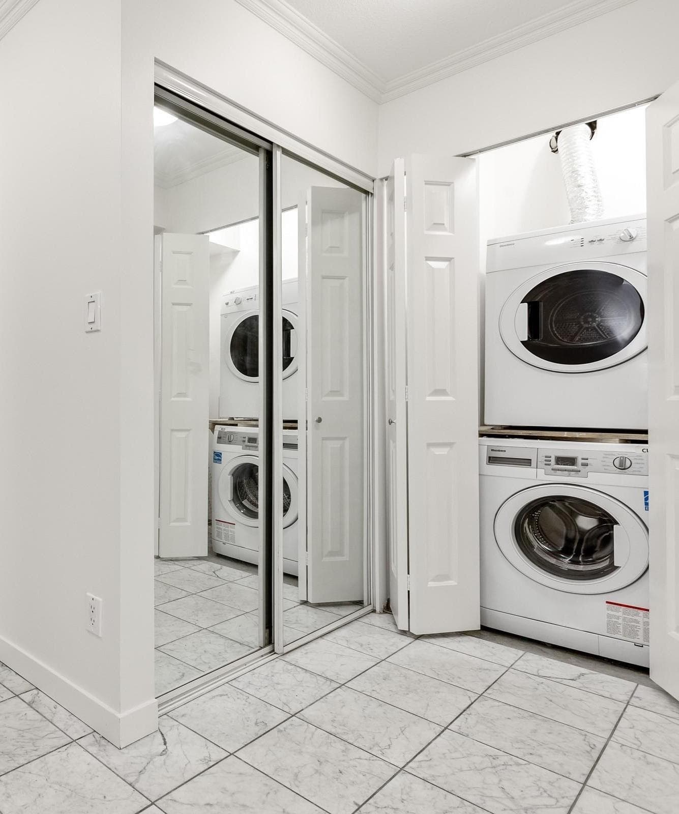 505 - 9603 Manchester Drive, Burnaby, V3N 4Y7 — photo 3