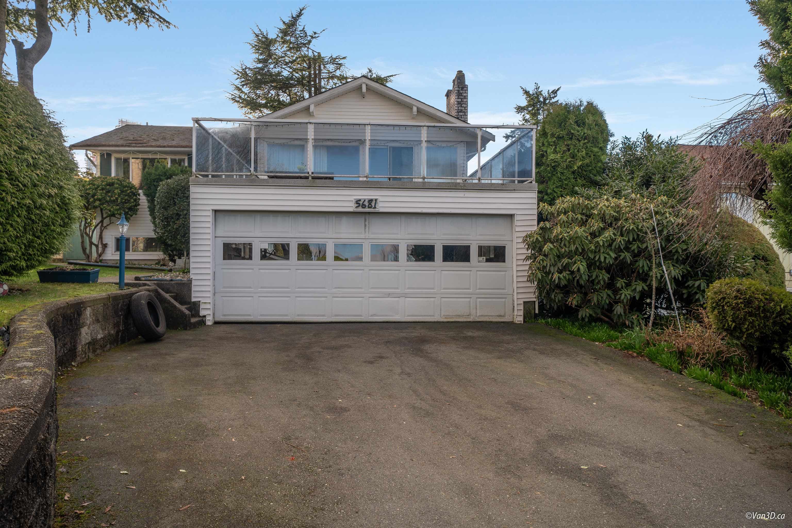 5681 Sardis Crescent, Burnaby, V5H 3K4 — photo 1
