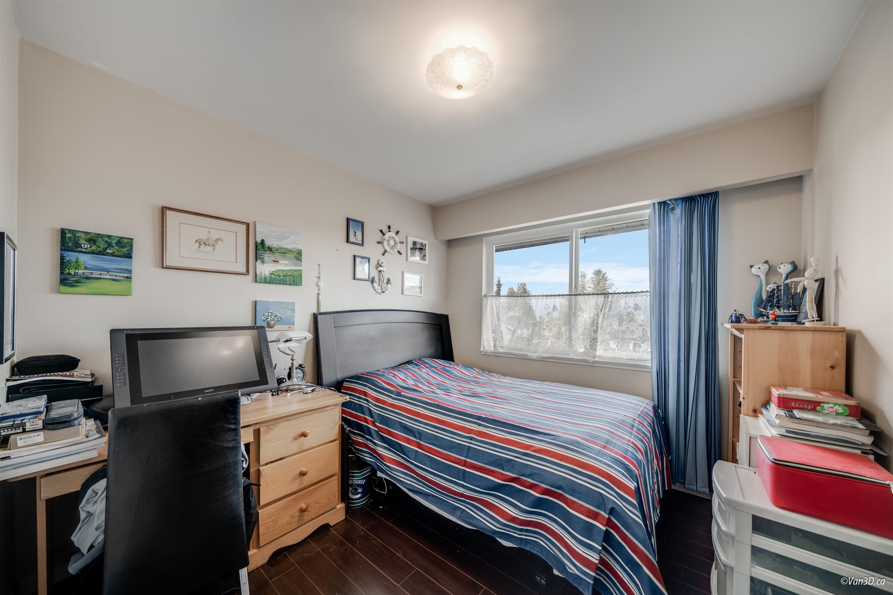5681 Sardis Crescent, Burnaby, V5H 3K4 — photo 5