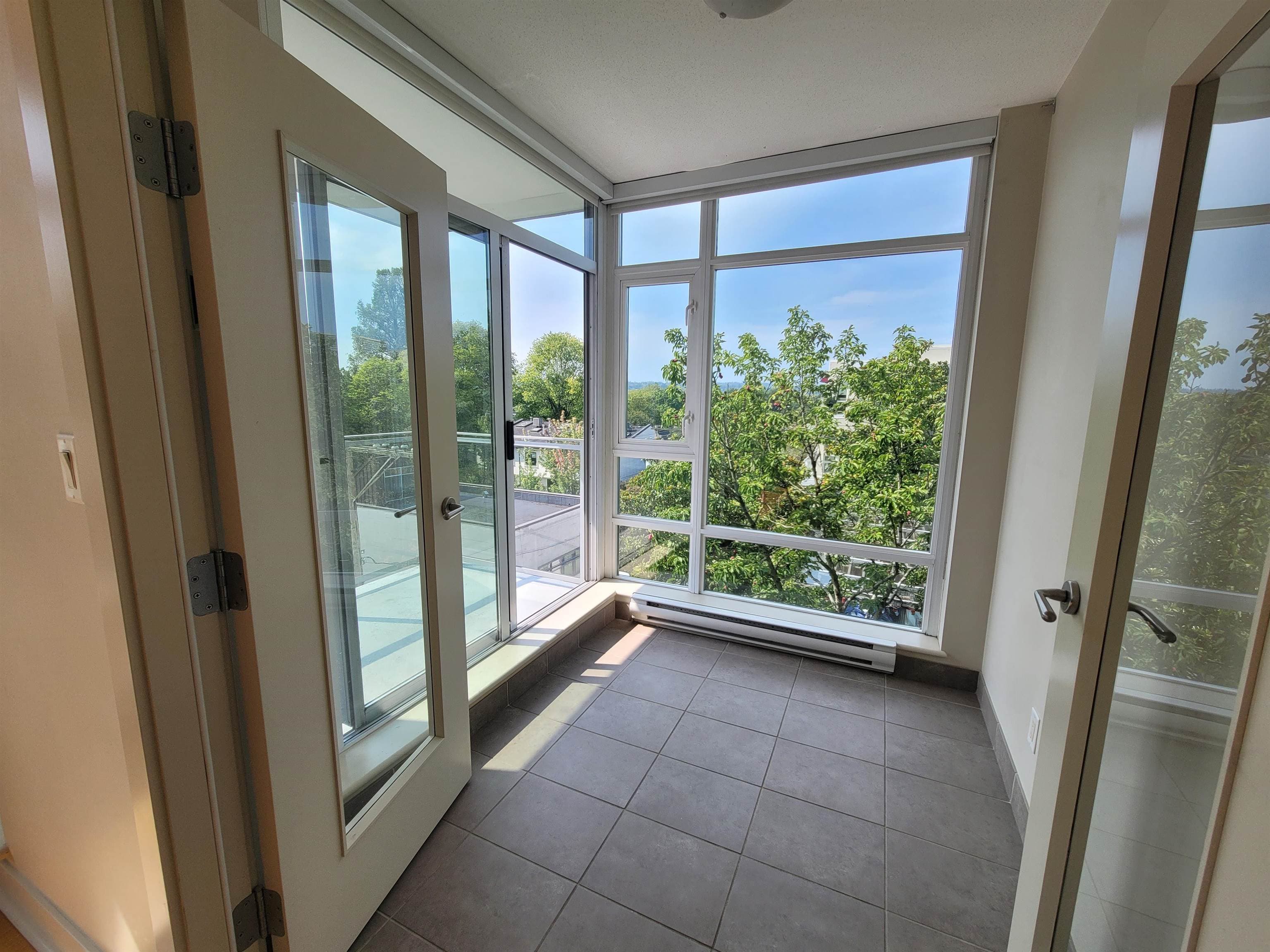 515 - 2268 W Broadway, Vancouver, V6K 0B2 — photo 3