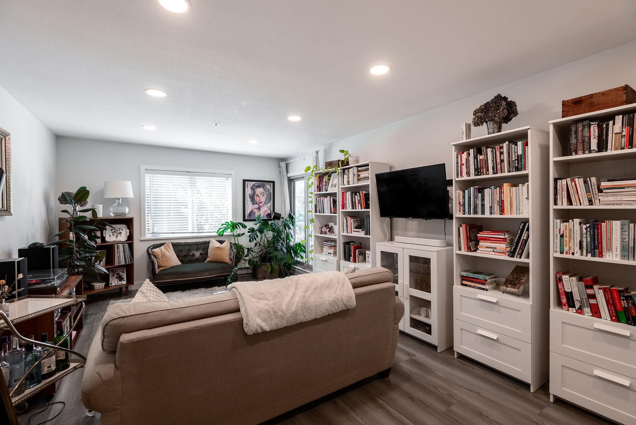 203 - 1615 Frances Street, Vancouver, V5L 1Z3 — photo 3