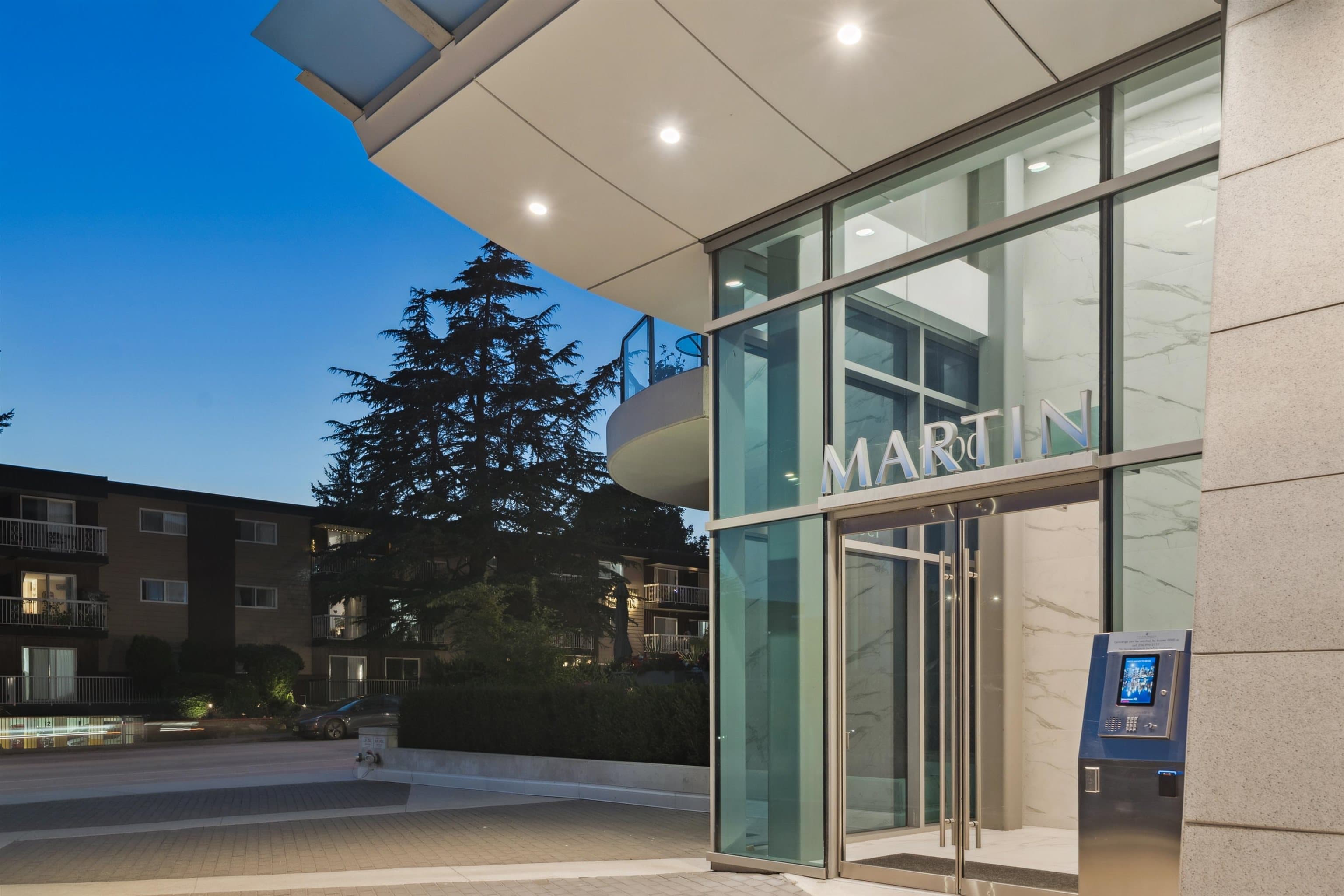 1406 - 1500 Martin Street, White Rock, V4B 0C2 — photo 4