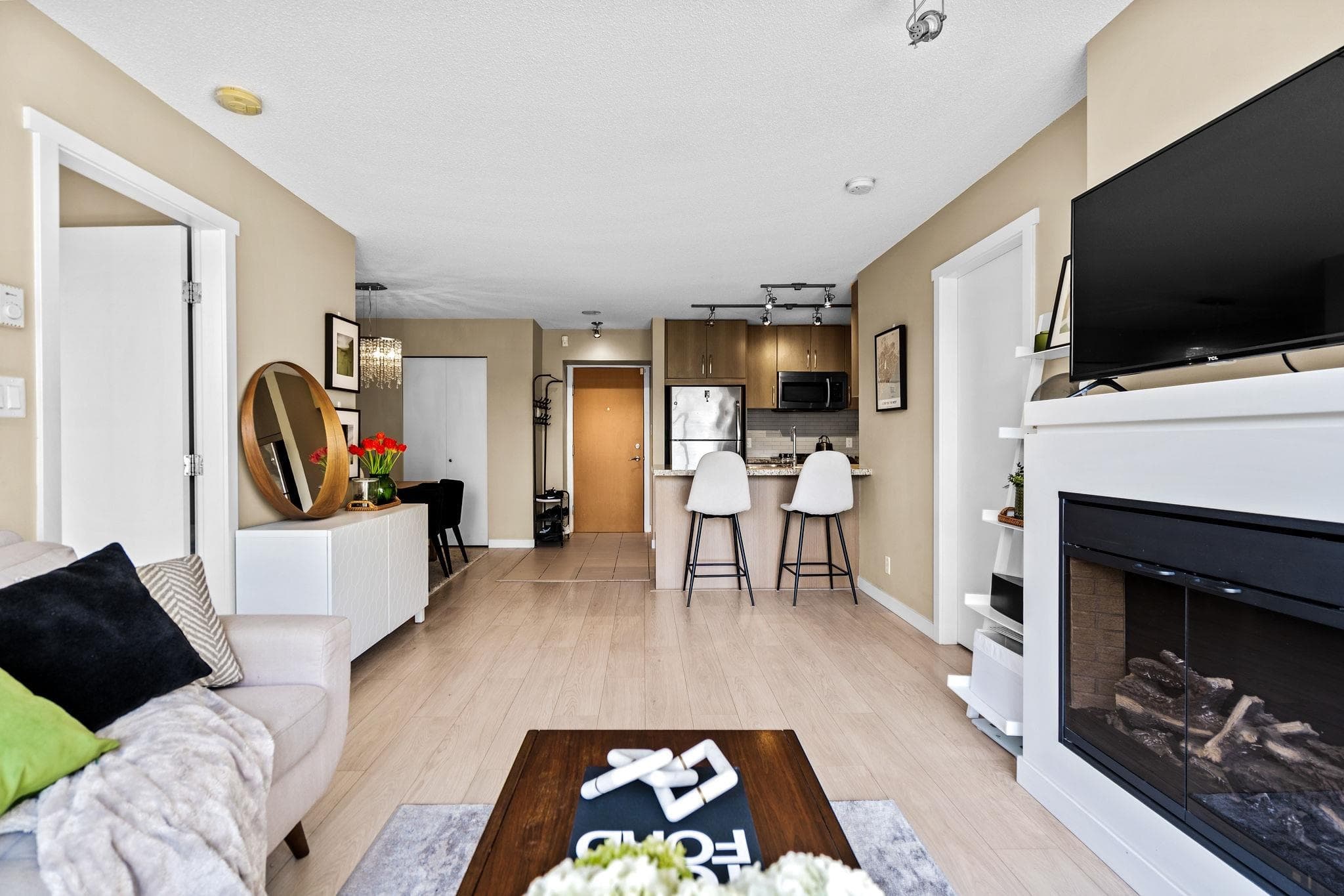 1009 - 660 Nootka Way, Port Moody, V3H 0B7 — photo 3