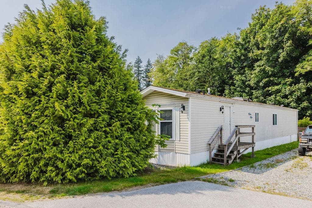 83 - 1413 Sunshine Coast Highway, Gibsons, V0N 1V5 — photo 1