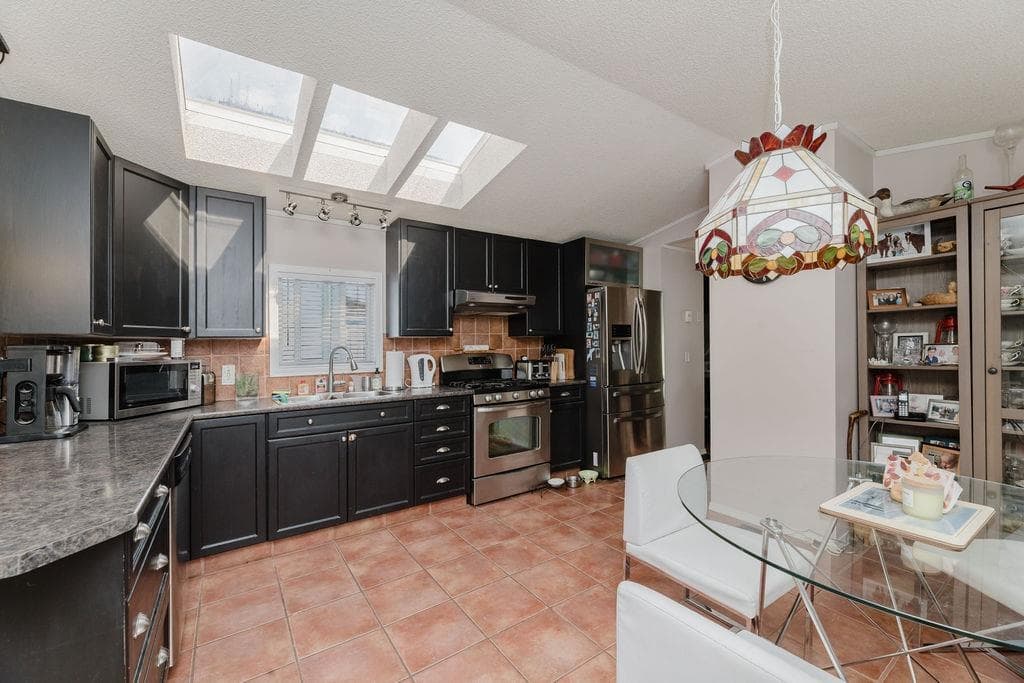 83 - 1413 Sunshine Coast Highway, Gibsons, V0N 1V5 — photo 4