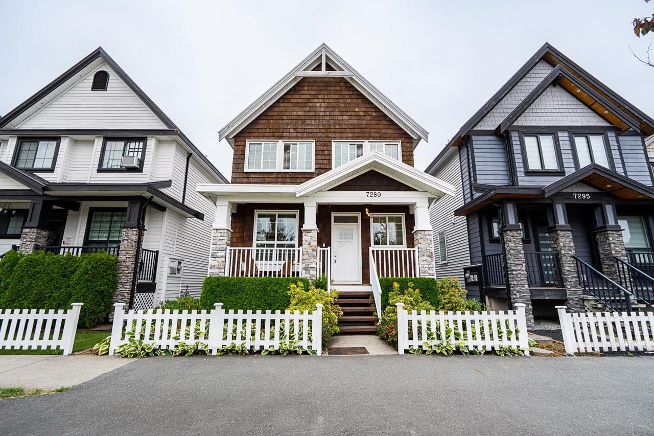 7289 194a Street, Surrey — sold
