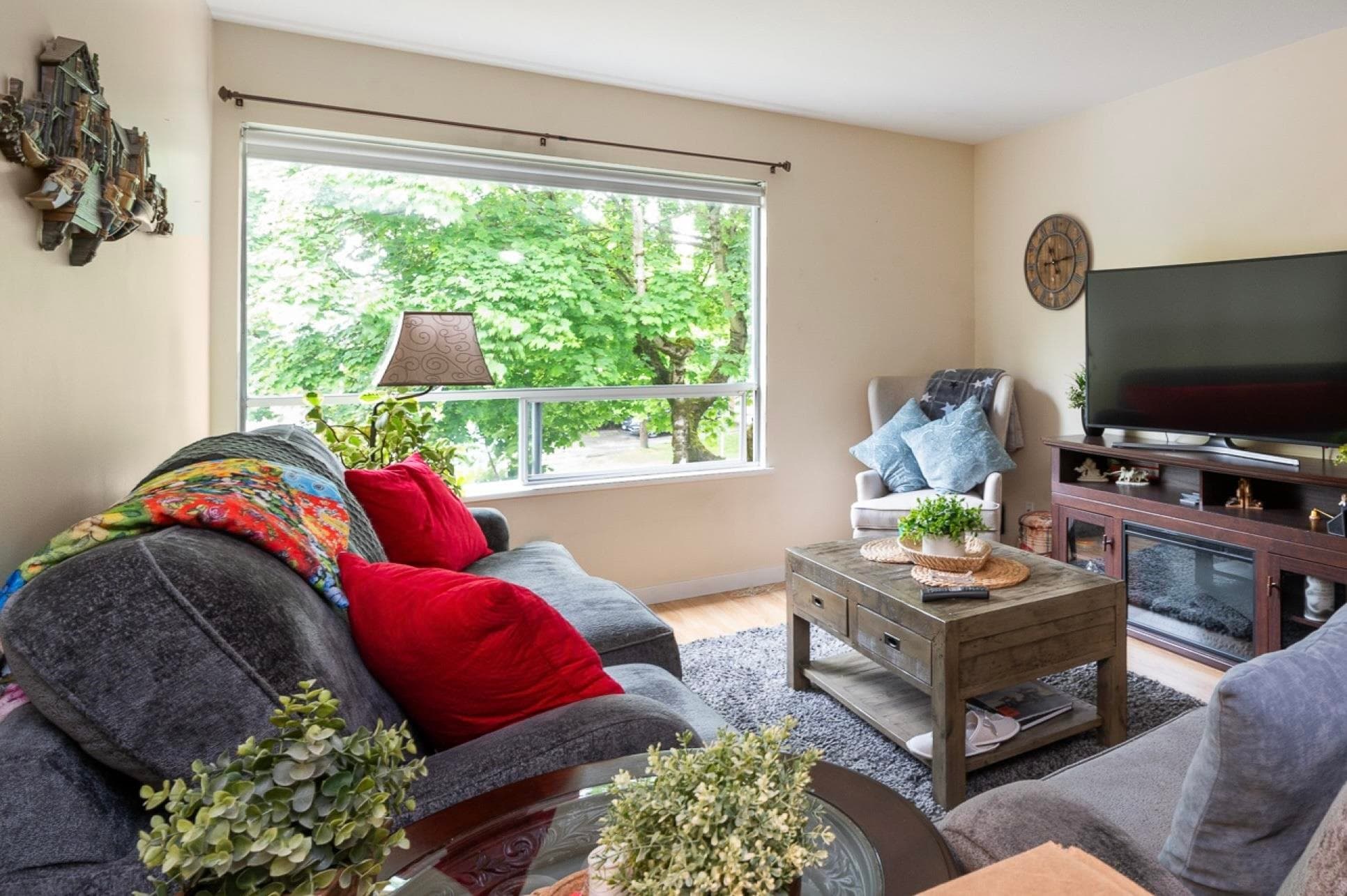 6015 195a Street, Surrey, V3S 7K9 — photo 5