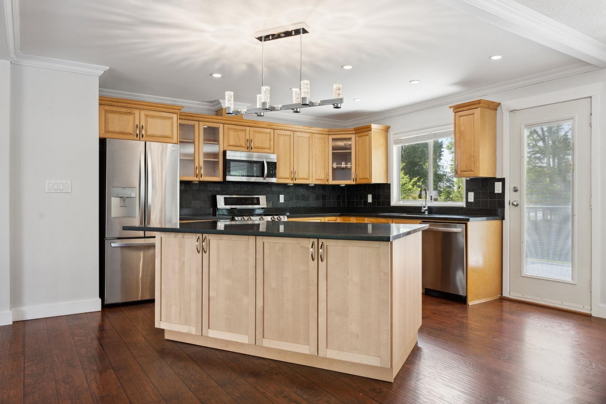 11943 249 Street, Maple Ridge, V4R 1Z4 — photo 5