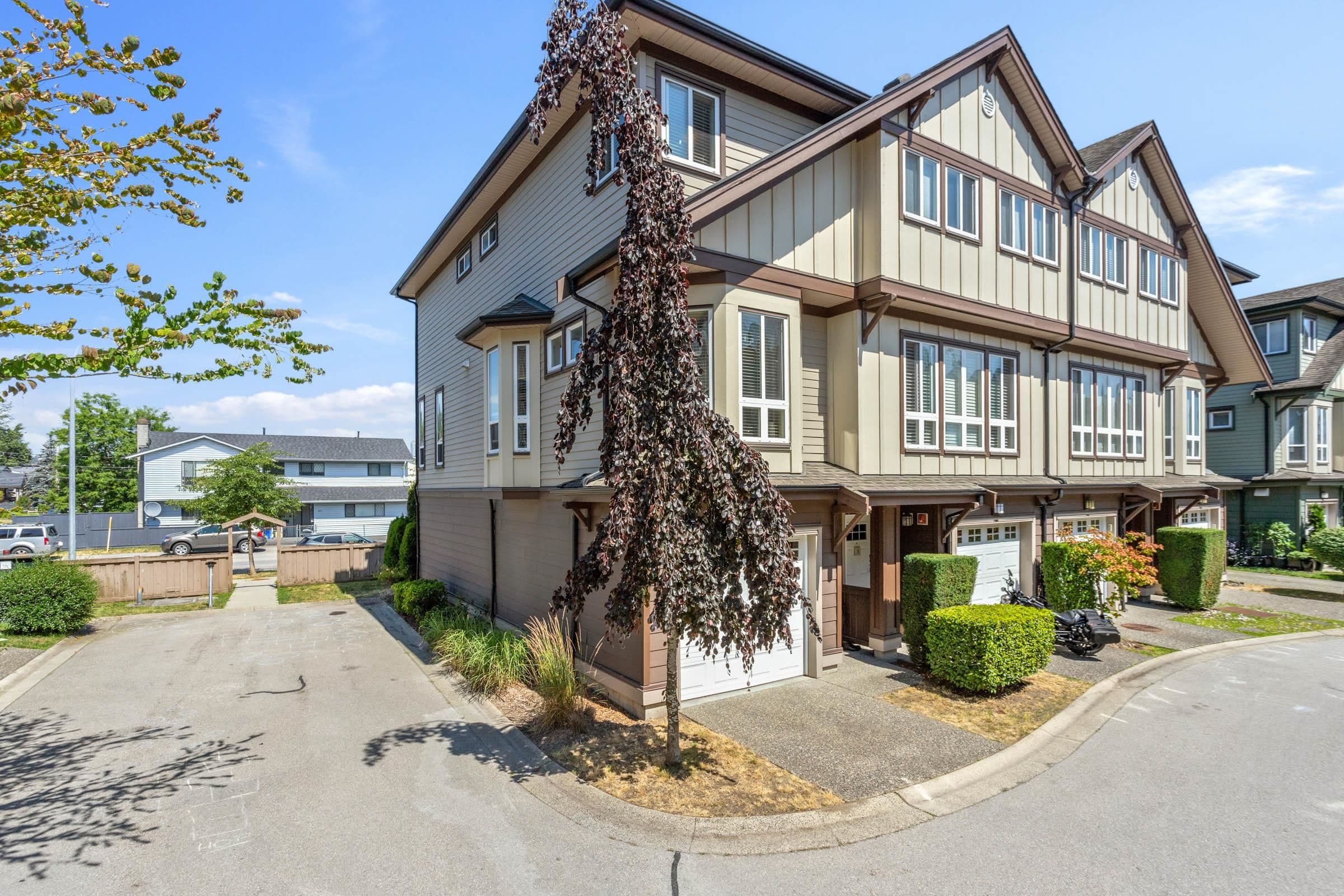 4 - 160 Pembina Street, New Westminster, V3M 0A3 — photo 1
