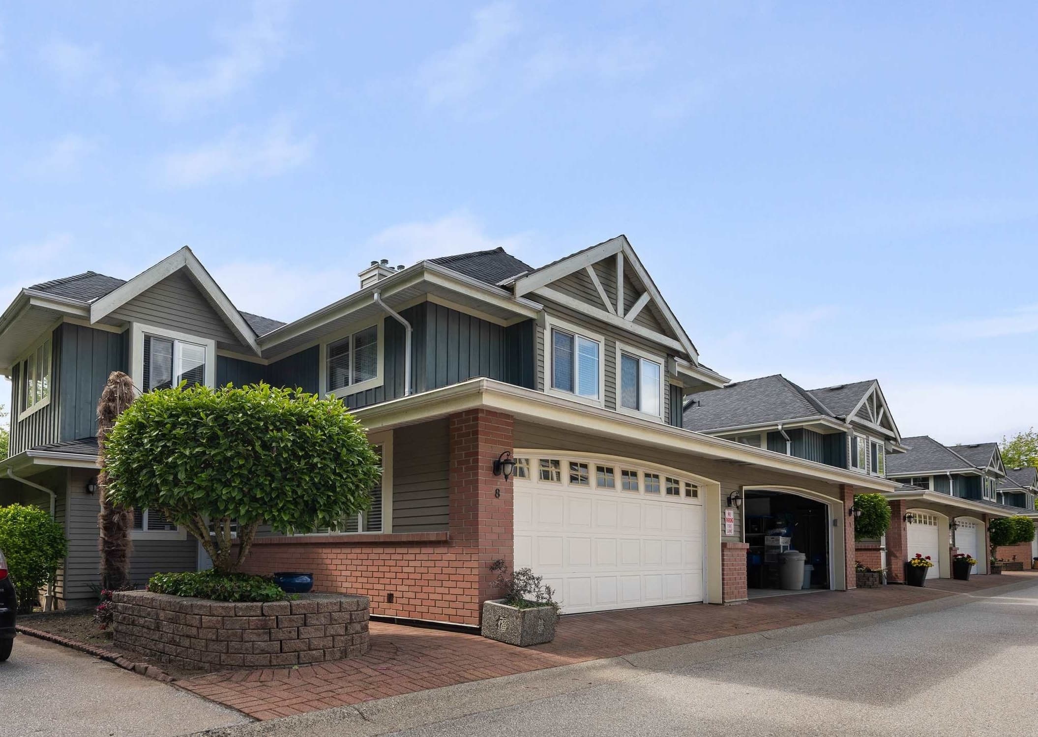 8 - 12038 62 Avenue, Surrey