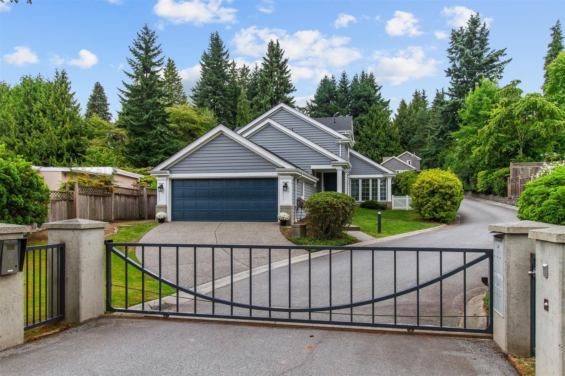 1 - 725 Rochester Avenue, Coquitlam — sold