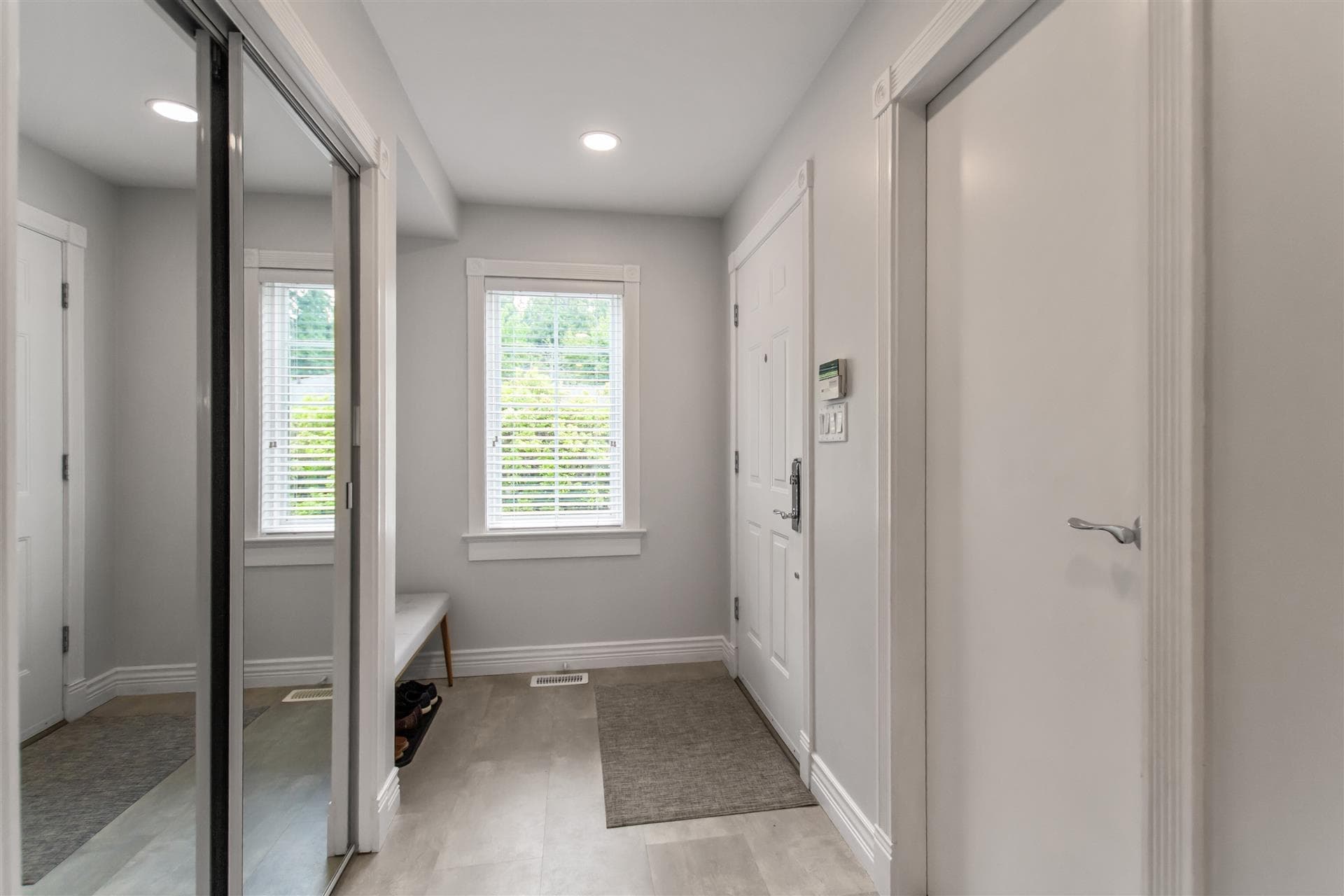 1 - 725 Rochester Avenue, Coquitlam, V3K 2V9 — photo 4