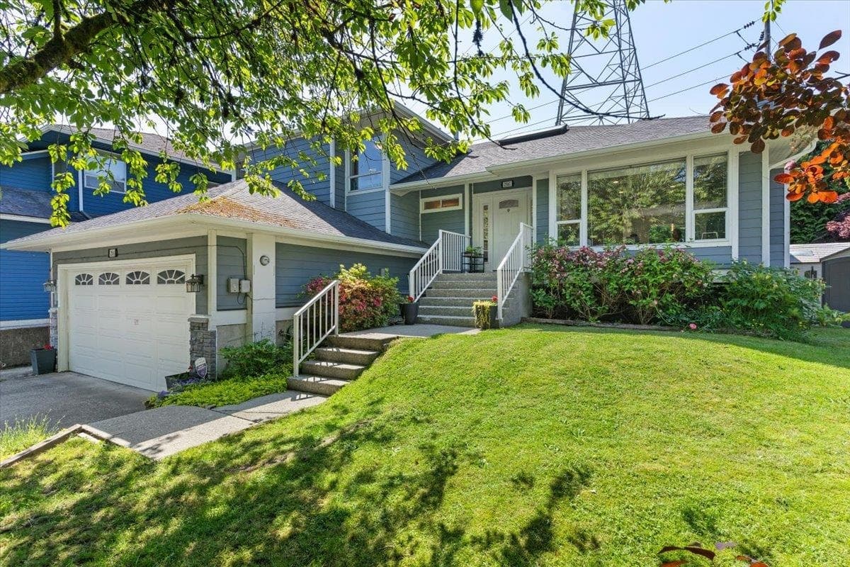 2561 Stoney Creek Place, Burnaby