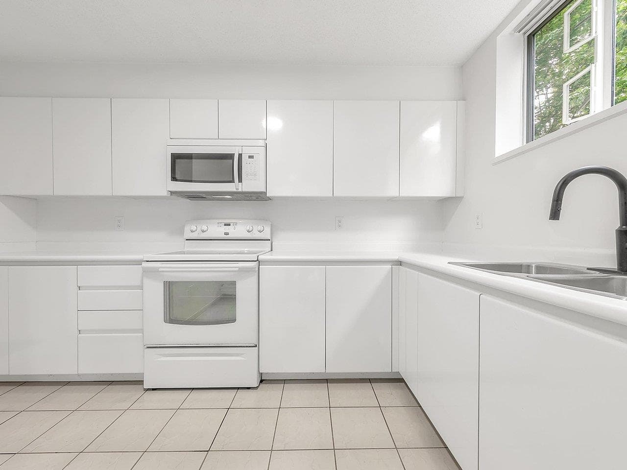 307 - 3061 E Kent Avenue North, Vancouver, V5S 4P5 — photo 5