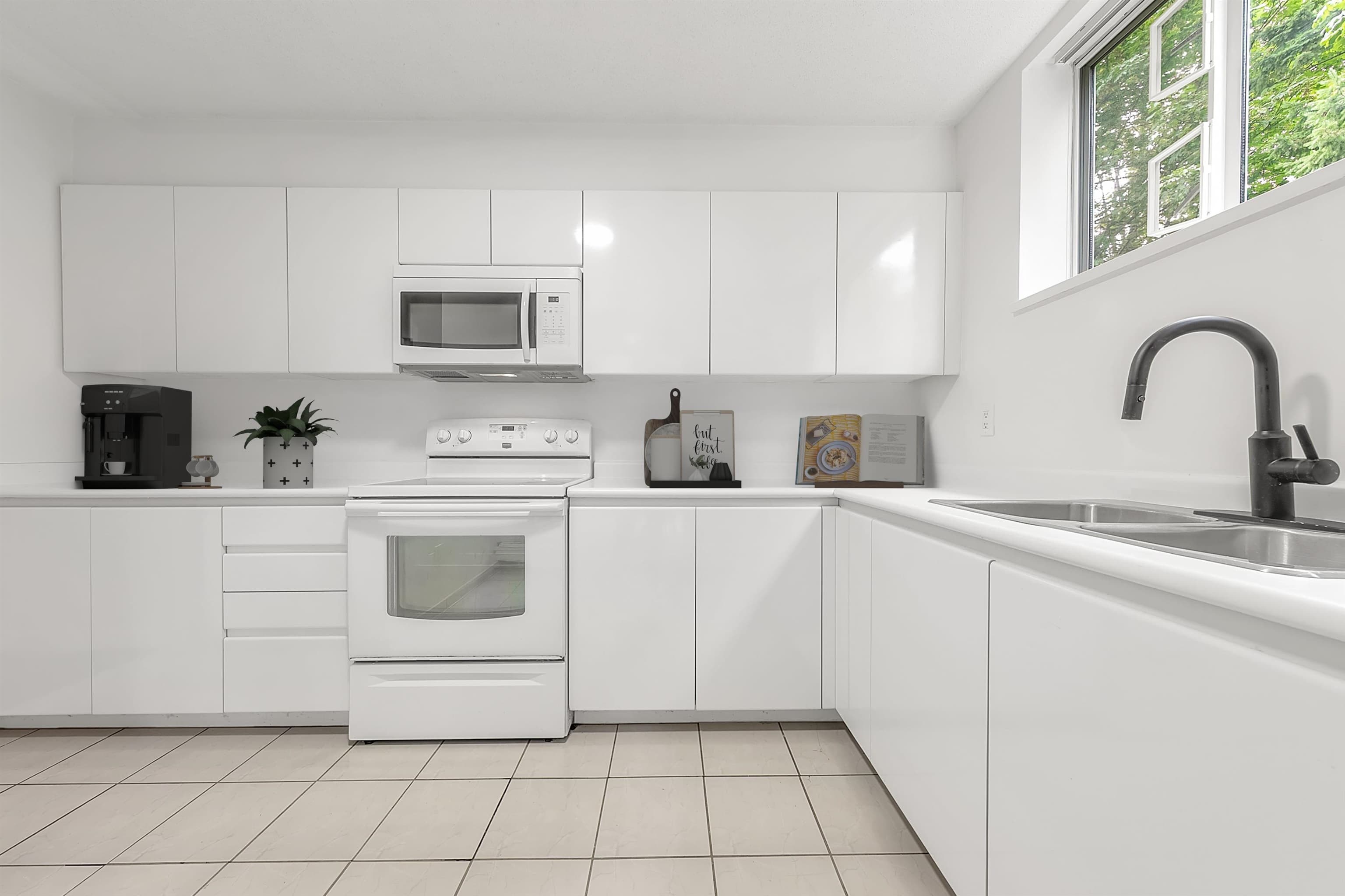 307 - 3061 E Kent Avenue North, Vancouver, V5S 4P5 — photo 4