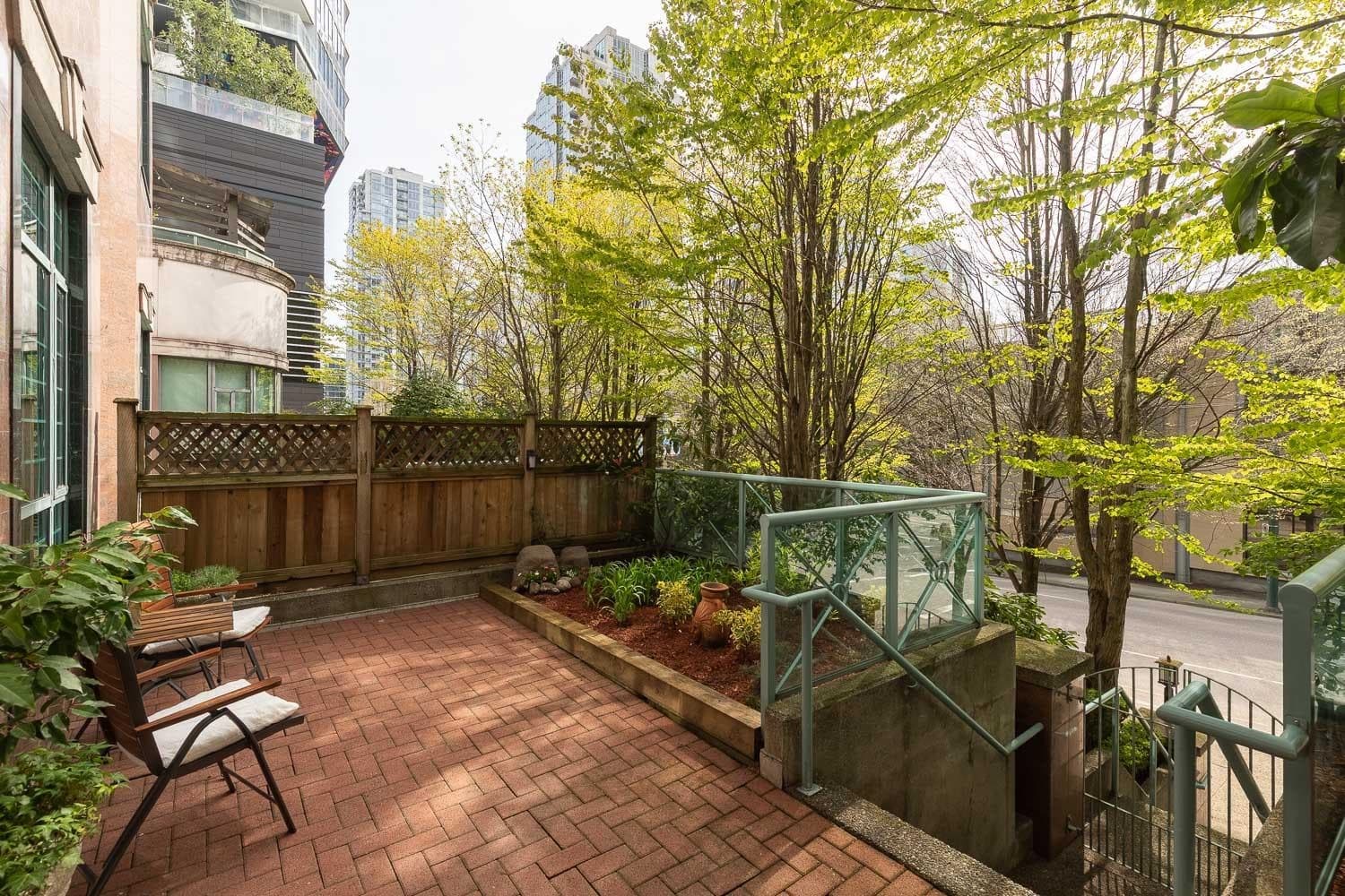 104 - 293 Smithe Street, Vancouver, V6B 5W4 — photo 5