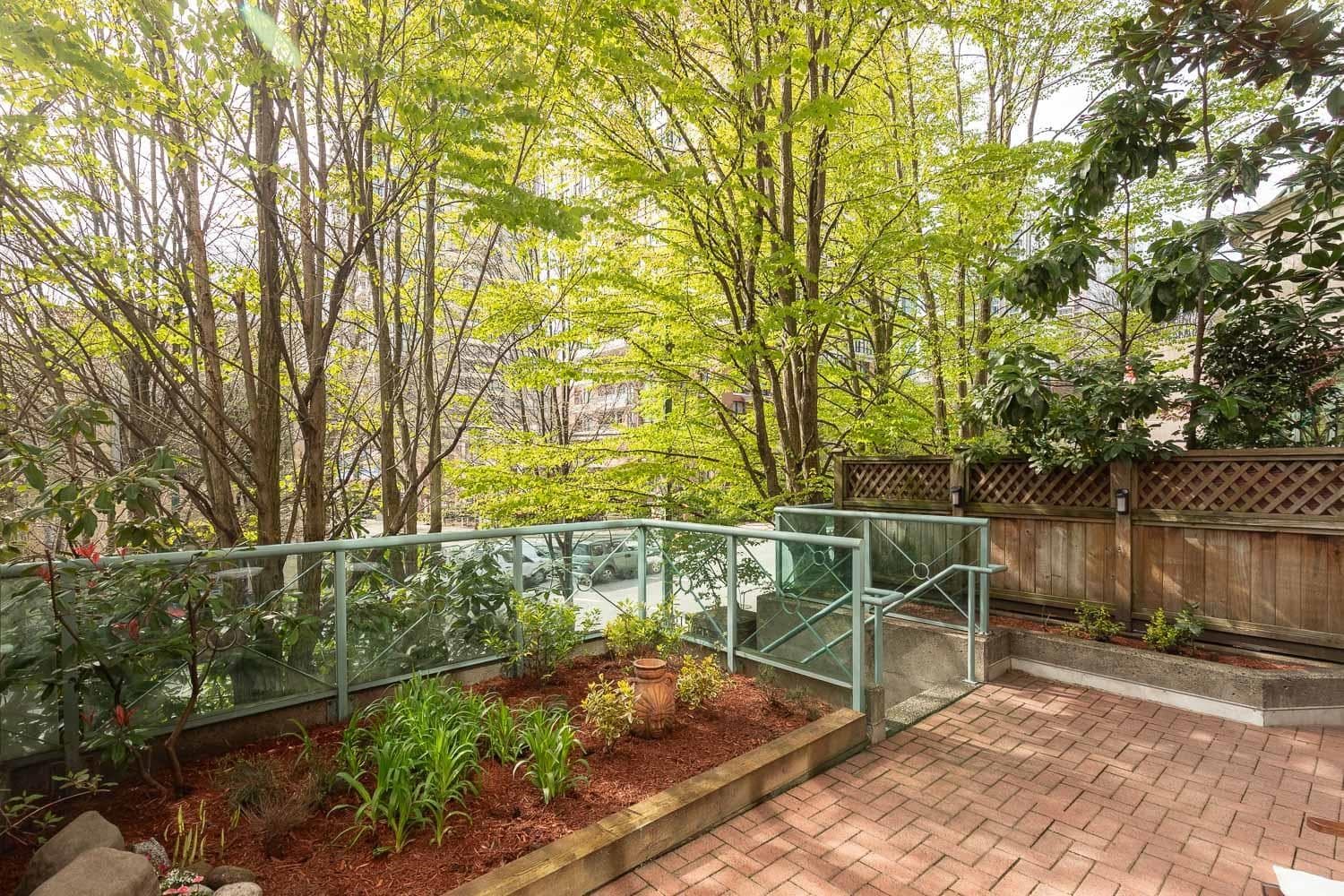 104 - 293 Smithe Street, Vancouver, V6B 5W4 — photo 4