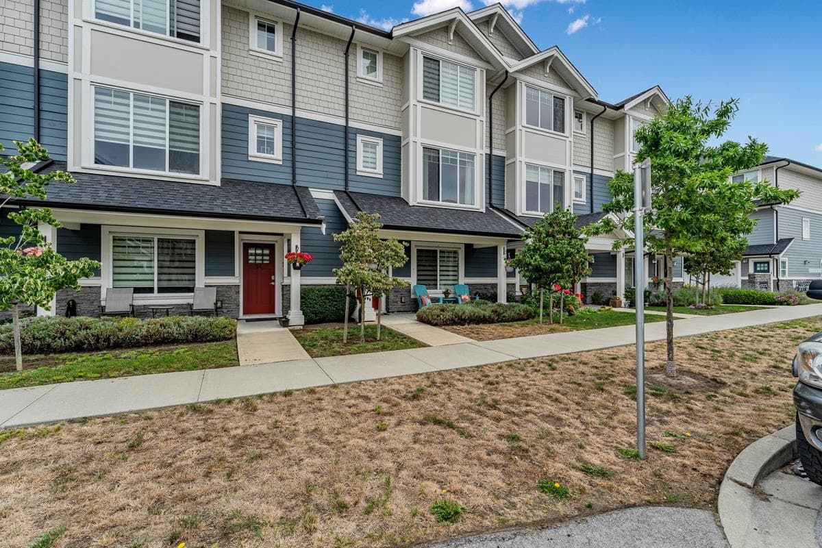25 - 19483 74 Avenue, Surrey
