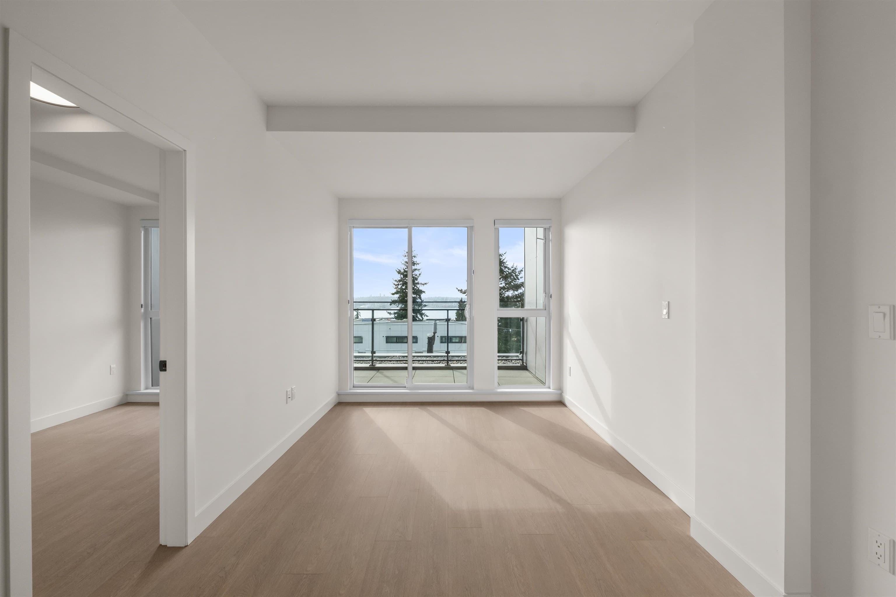 553 - 422 E 3rd Street, North Vancouver, V7L 1G2 — photo 5