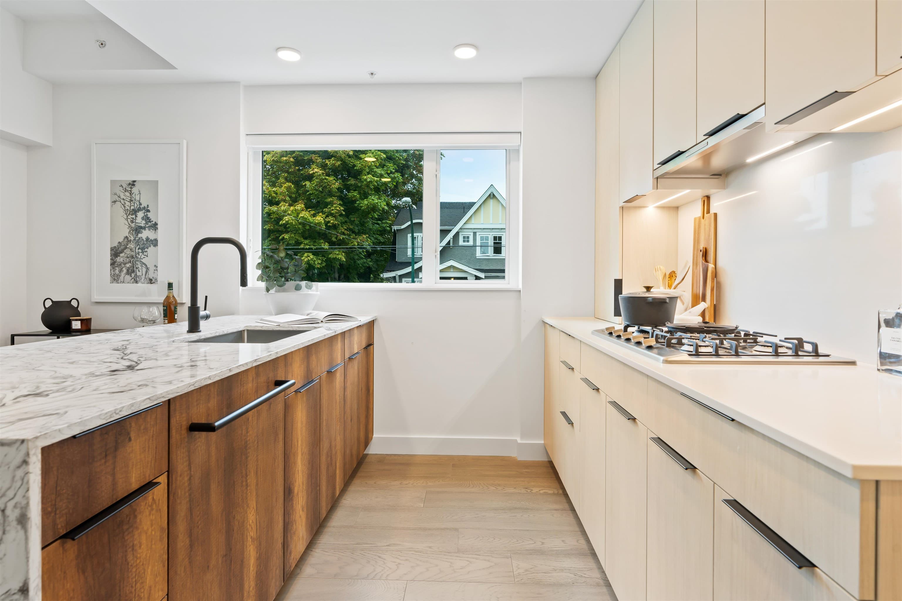 201 - 3590 W 39th Avenue, Vancouver, V6B 3A4 — photo 5