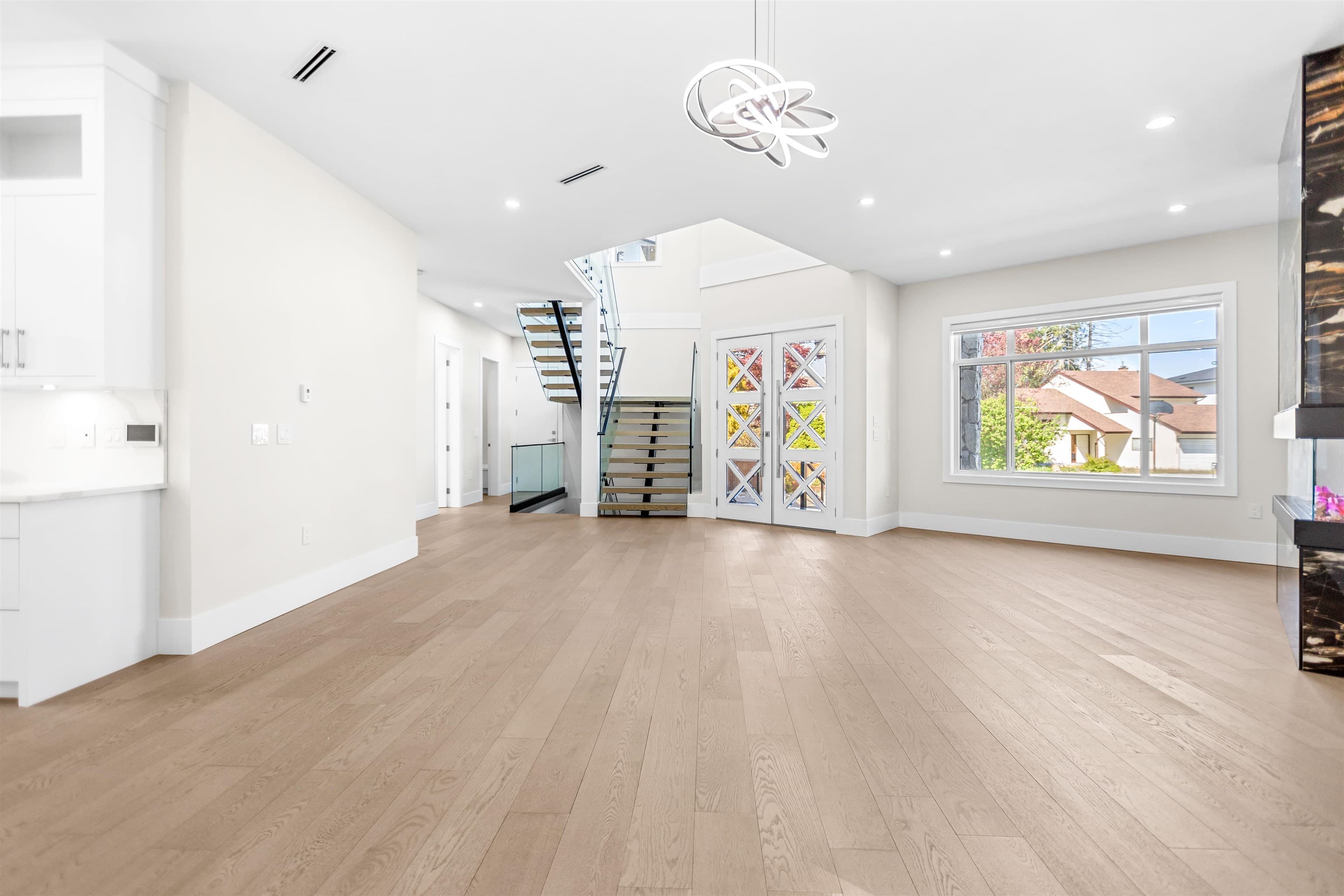 11668 95a Avenue, Delta, V4C 7P6 — photo 3