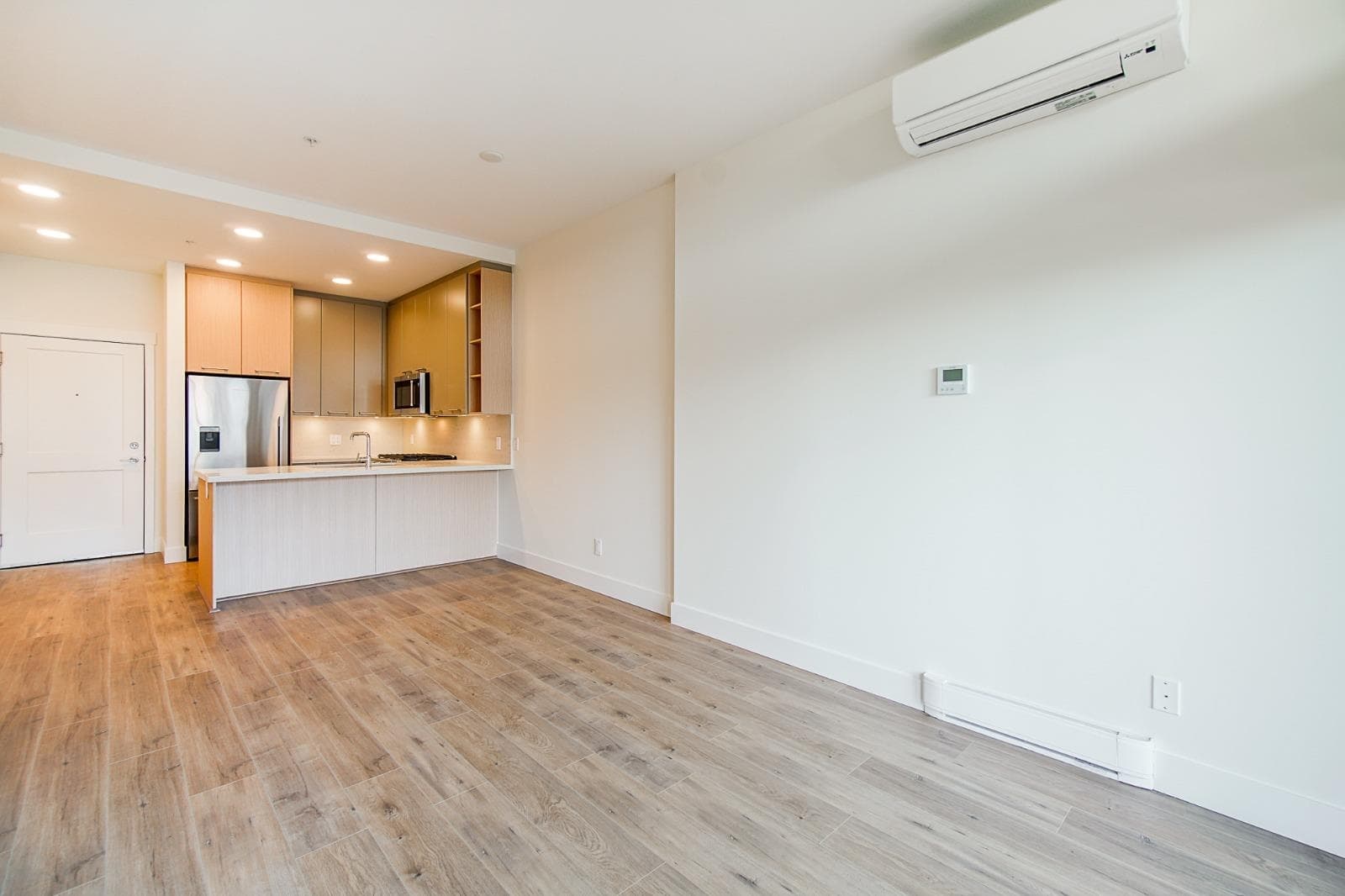 103 - 14022 North Bluff Road, Surrey, V4B 3C3 — photo 5