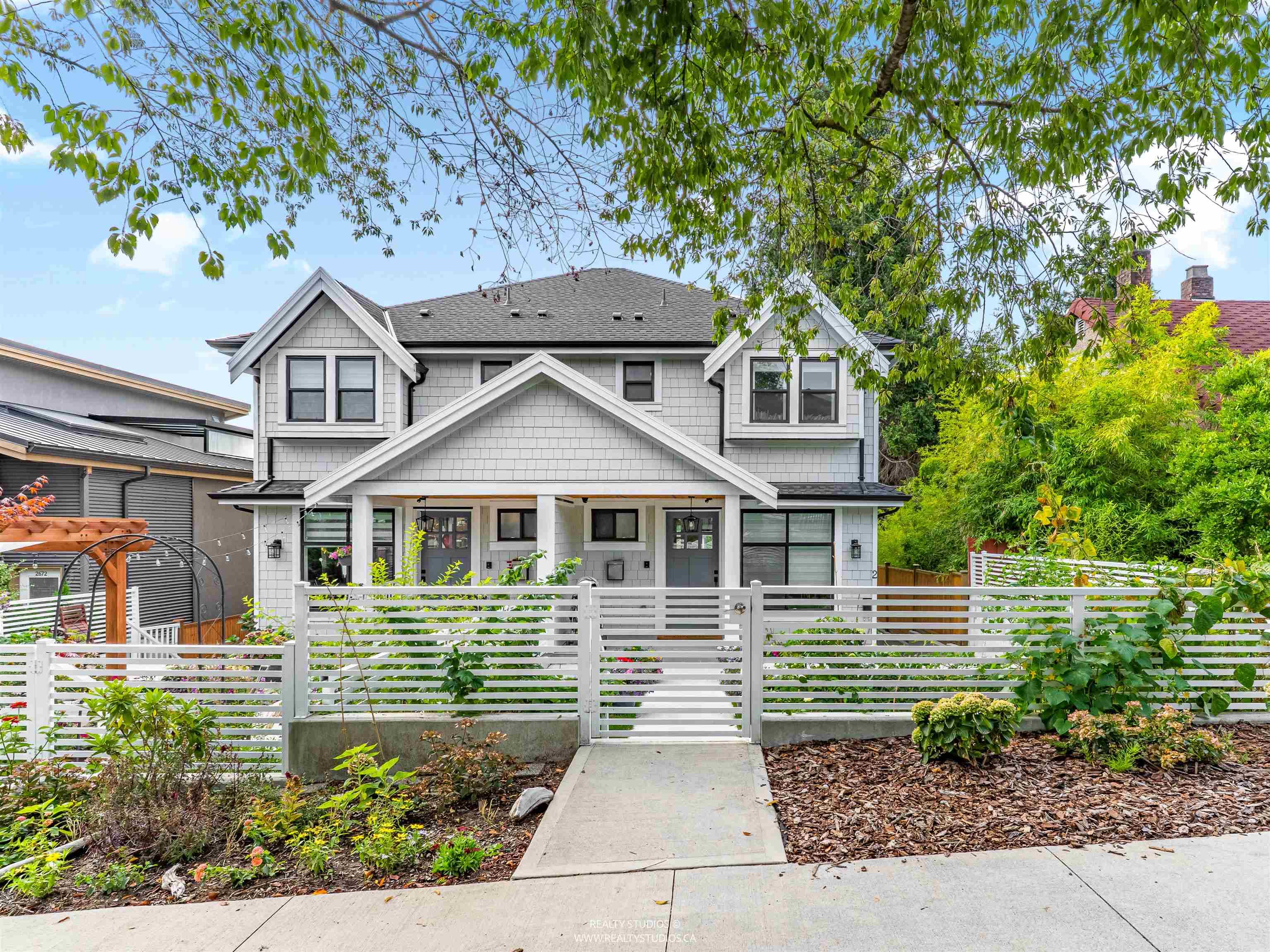 2666 E 6th Avenue, Vancouver, V5M 1R3 — photo 2