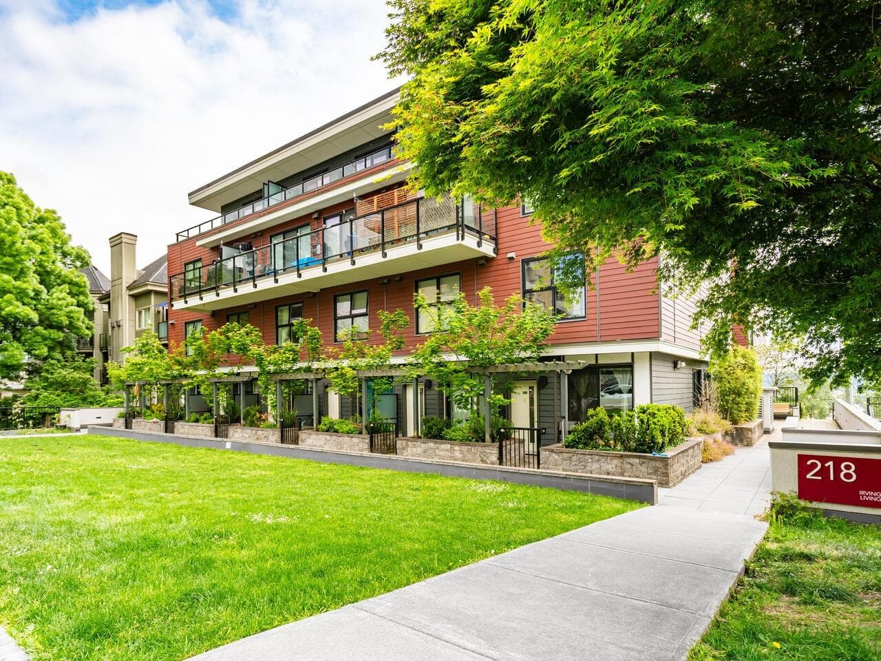 506 - 218 Carnarvon Street, New Westminster, V3L 1B8 — photo 4