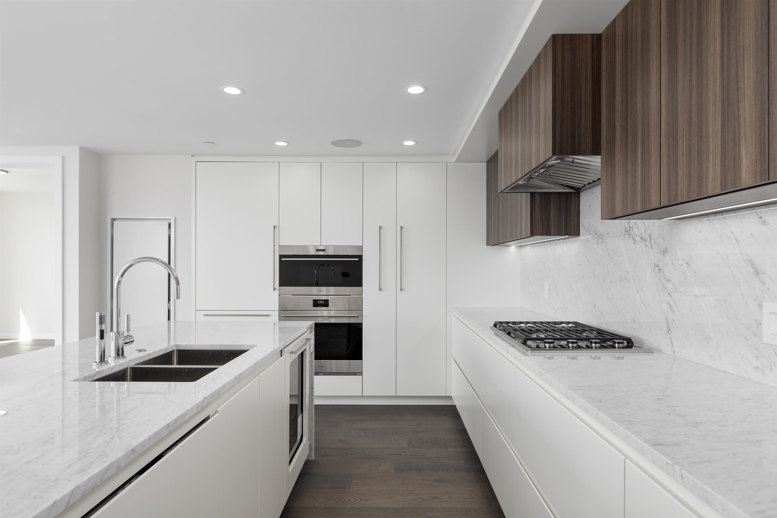 2205 - 7418 Paulson Street, Vancouver, V6P 0K2 — photo 2