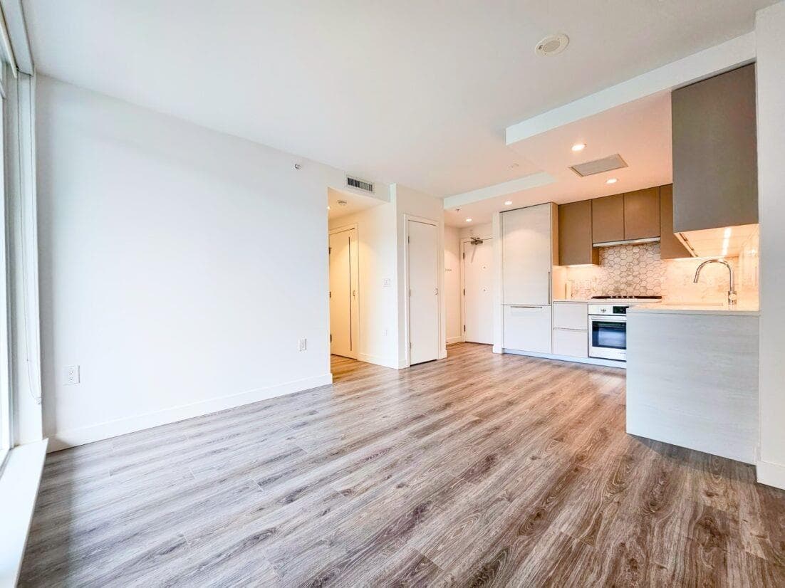 216 - 8181 Chester Street, Vancouver, V5X 0J9 — photo 3