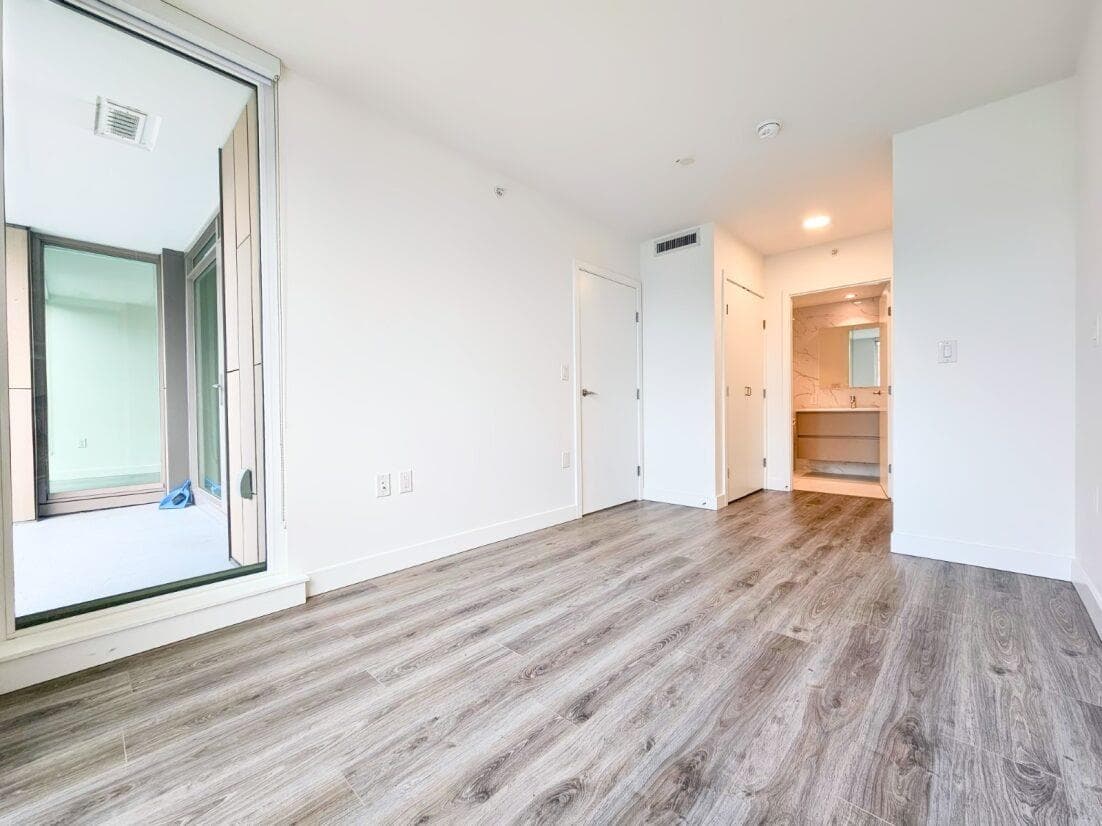 216 - 8181 Chester Street, Vancouver, V5X 0J9 — photo 5