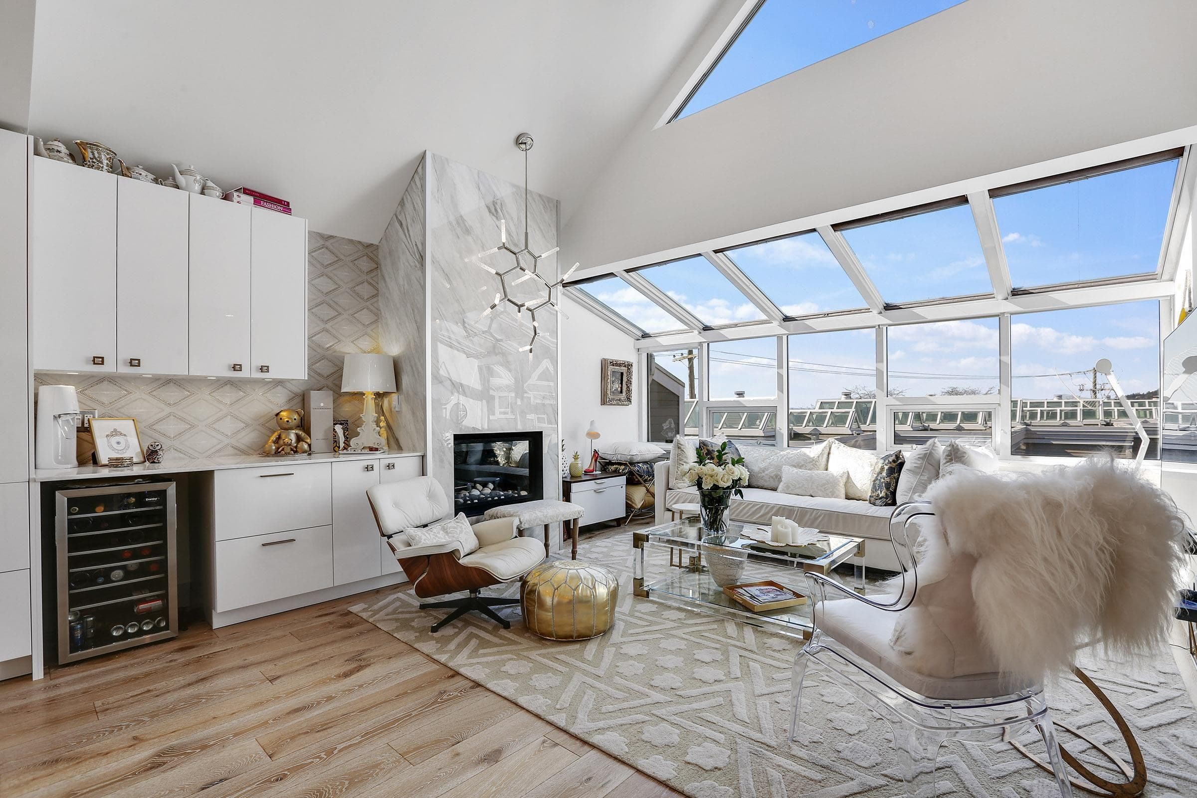 1115 Elm Street, White Rock, V4B 3R9 — photo 1