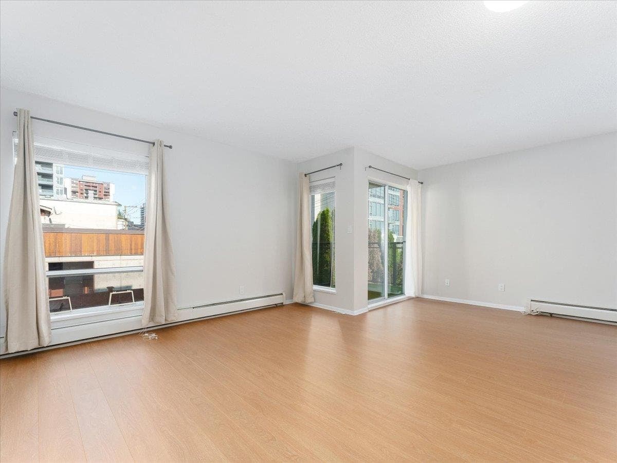 202 - 1550 Chesterfield Avenue, North Vancouver, V7M 2N6 — photo 3