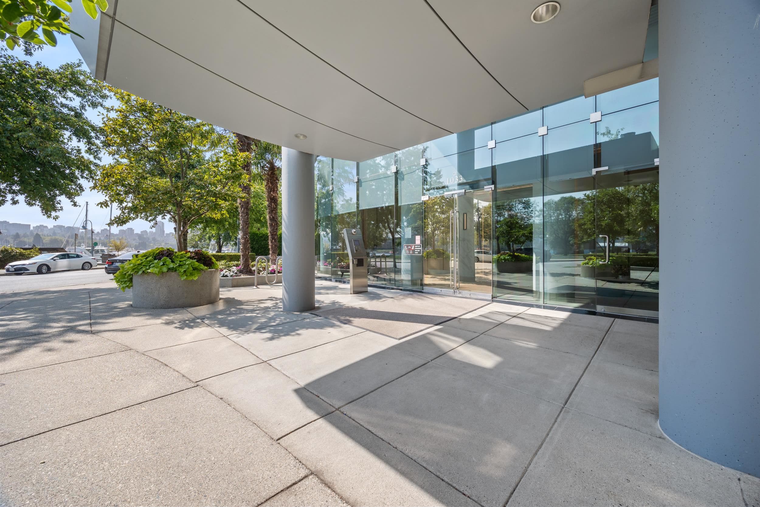 1901 - 1033 Marinaside Crescent, Vancouver, V6Z 3A3 — photo 4