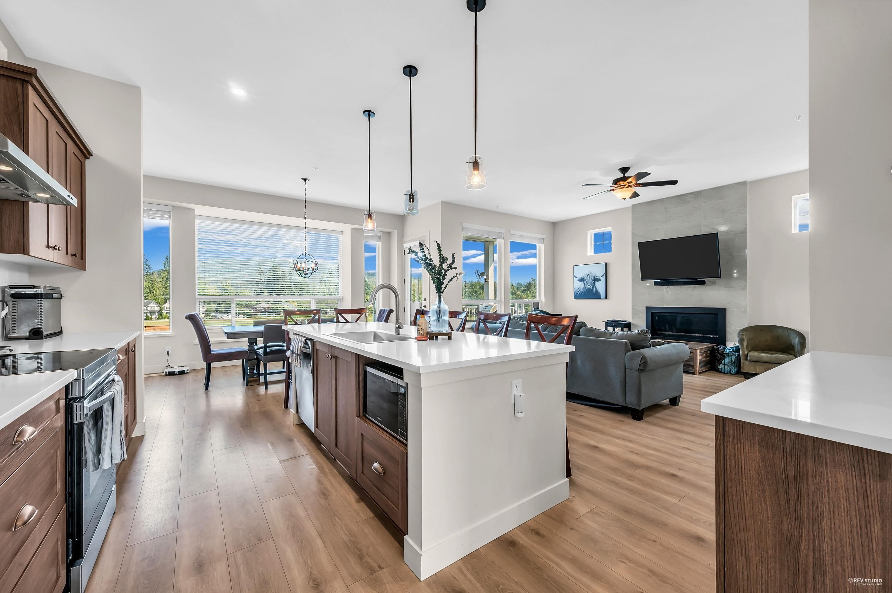 11004 Harris Drive, Maple Ridge, V2W 1Z8 — photo 5