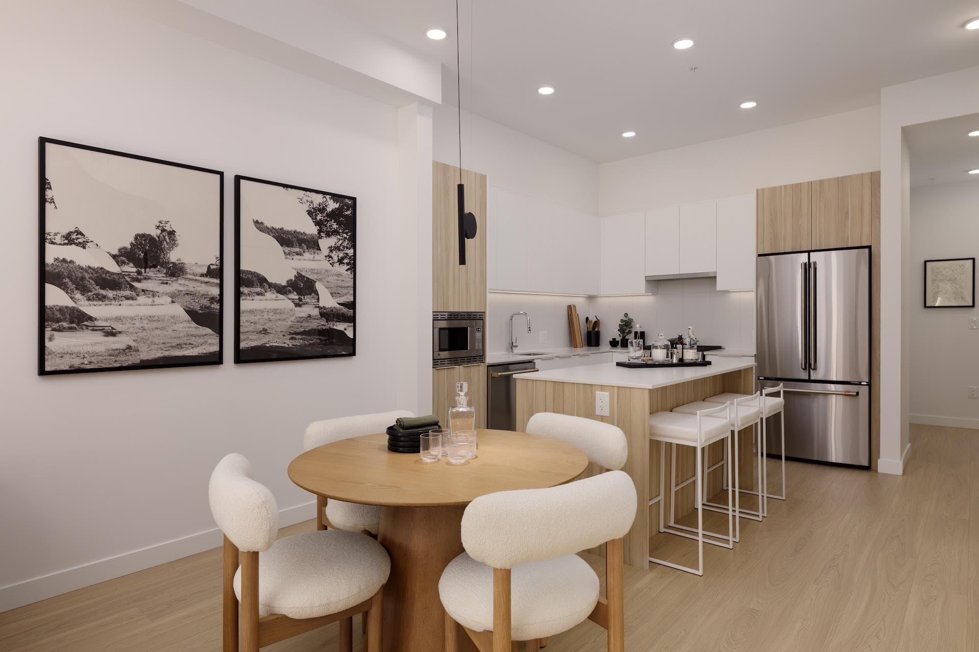 201 - 2450 Garden Drive, Vancouver, V5N 1W8 — photo 2