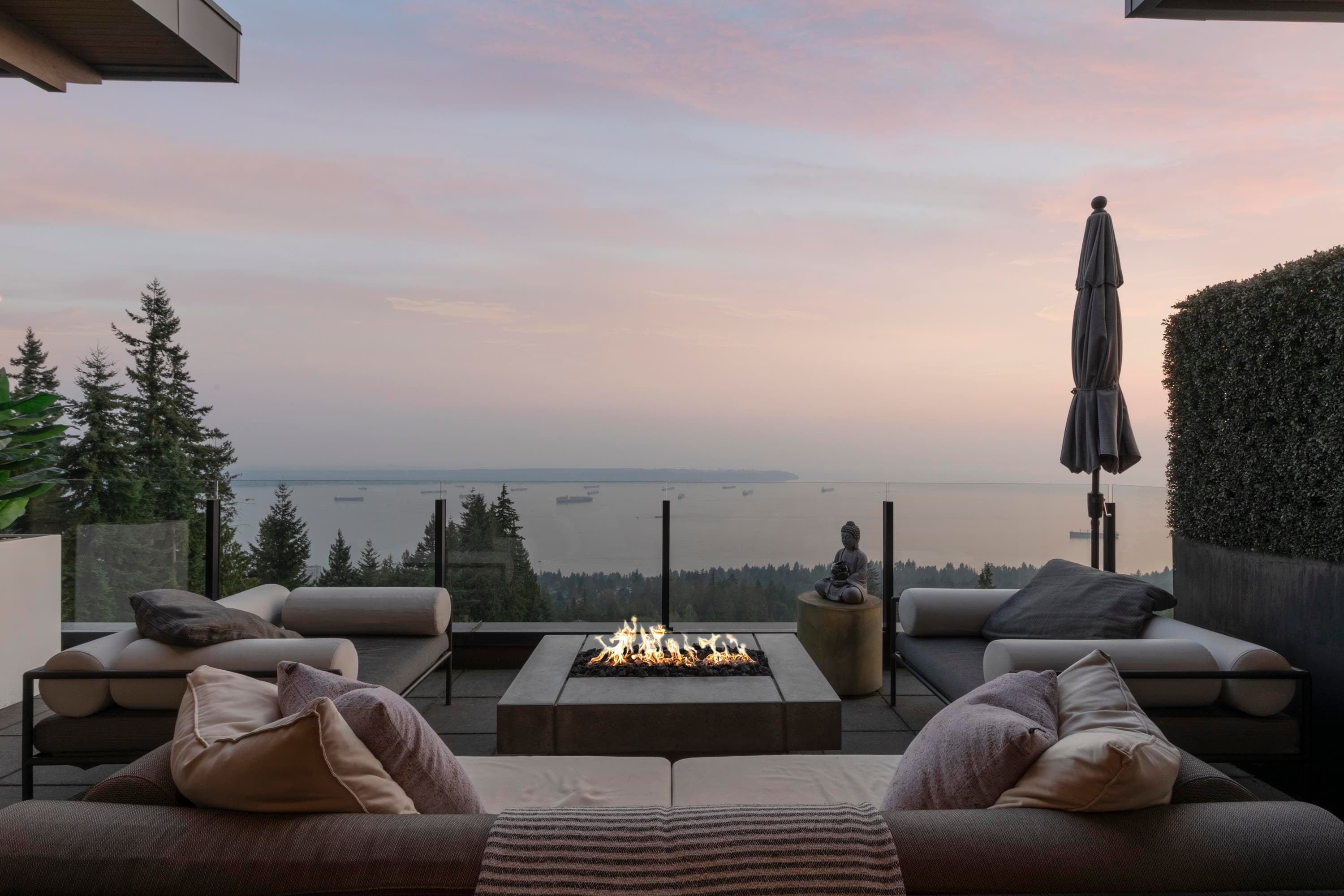 2780 Highgrove Place, West Vancouver