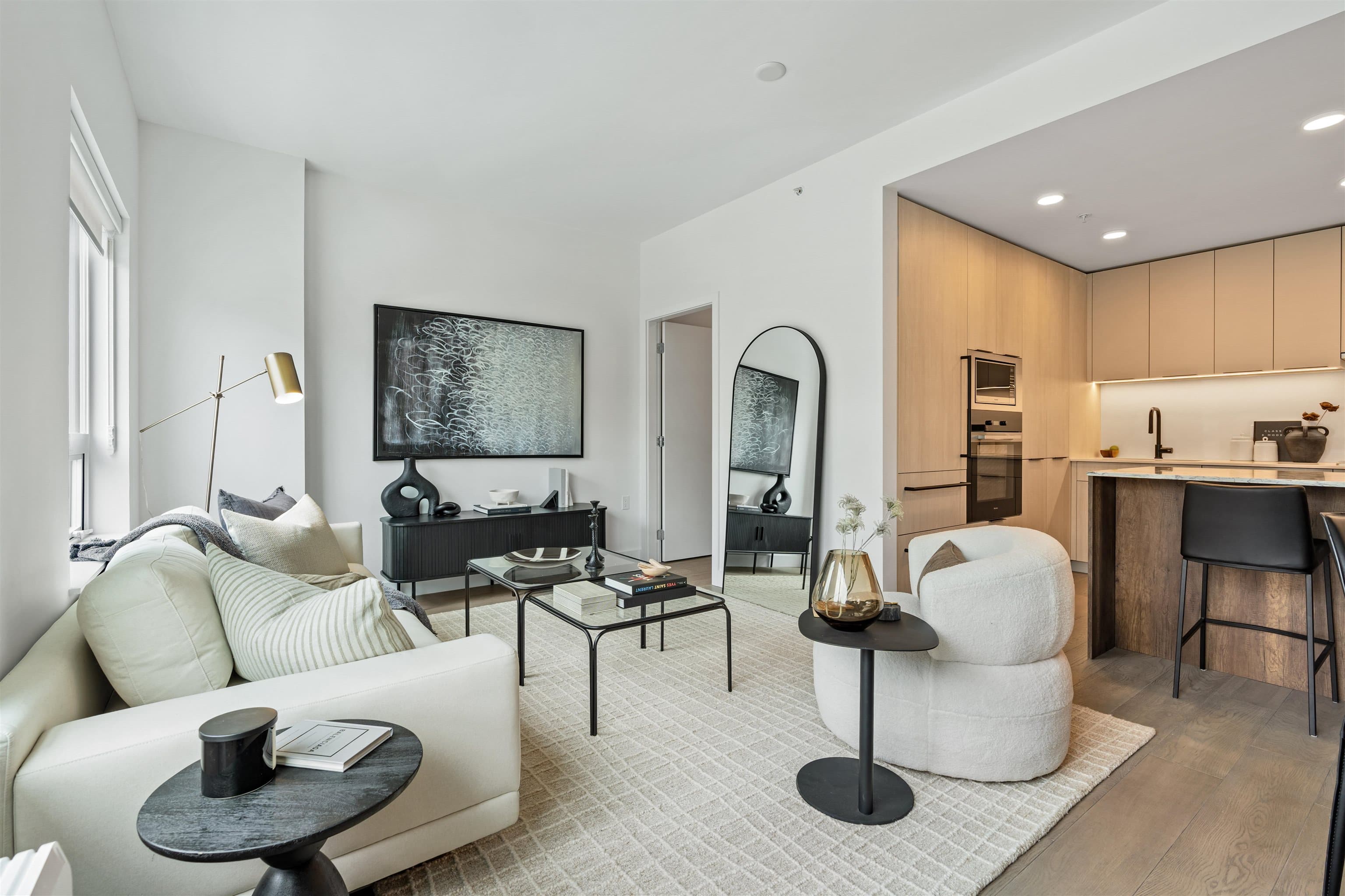 205 - 3590 W 39th Avenue, Vancouver, V6B 3A4 — photo 2
