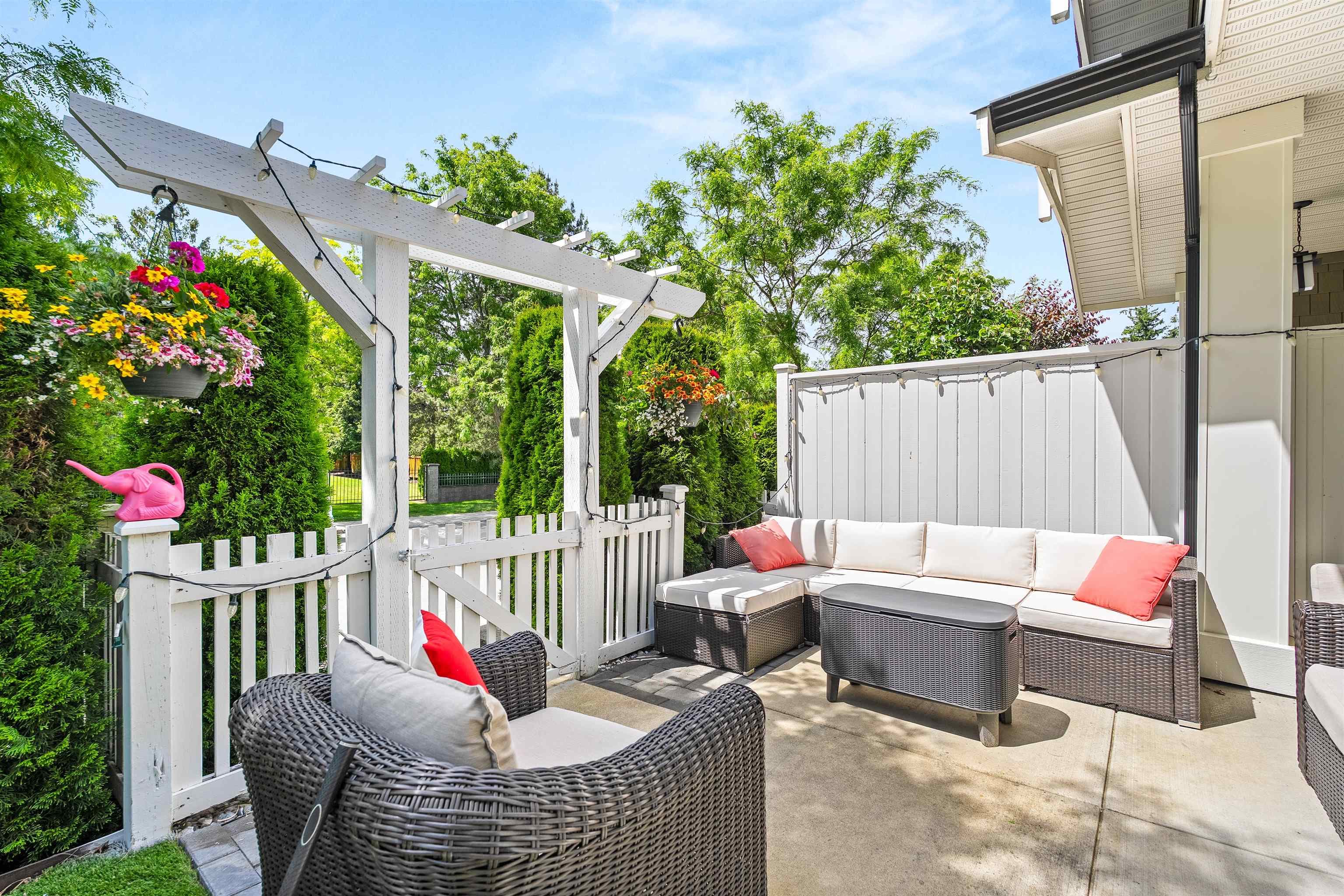 44 - 22057 49 Avenue, Langley, V3A 0J4 — photo 2