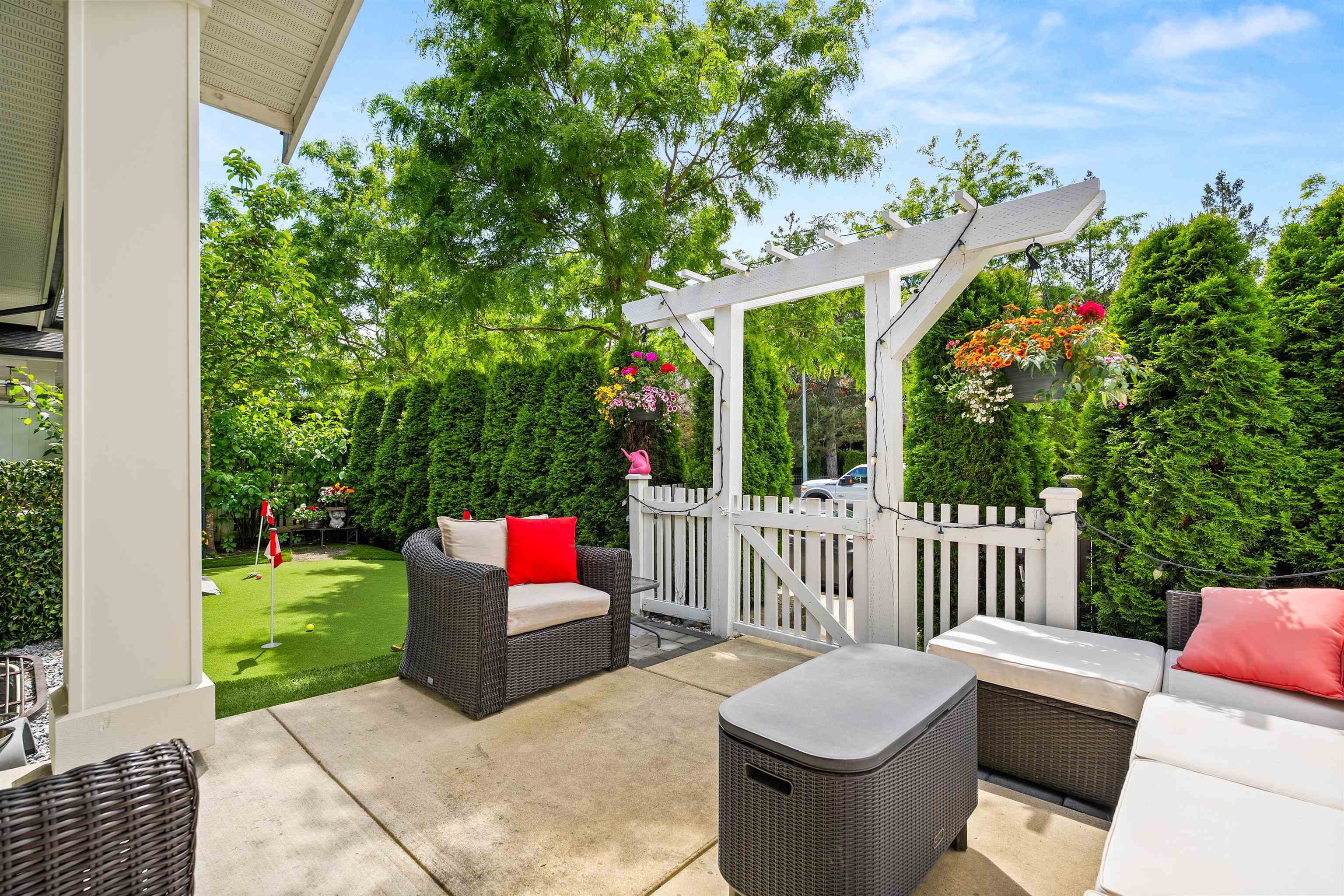 44 - 22057 49 Avenue, Langley