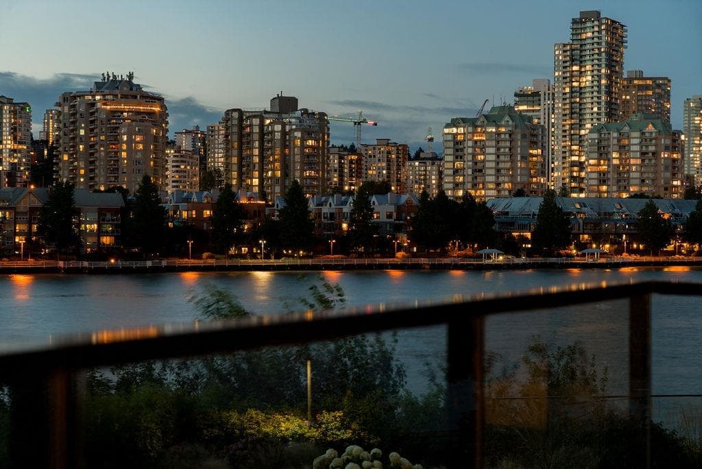 305 - 210 Salter Street, New Westminster, V3M 0J9 — photo 3