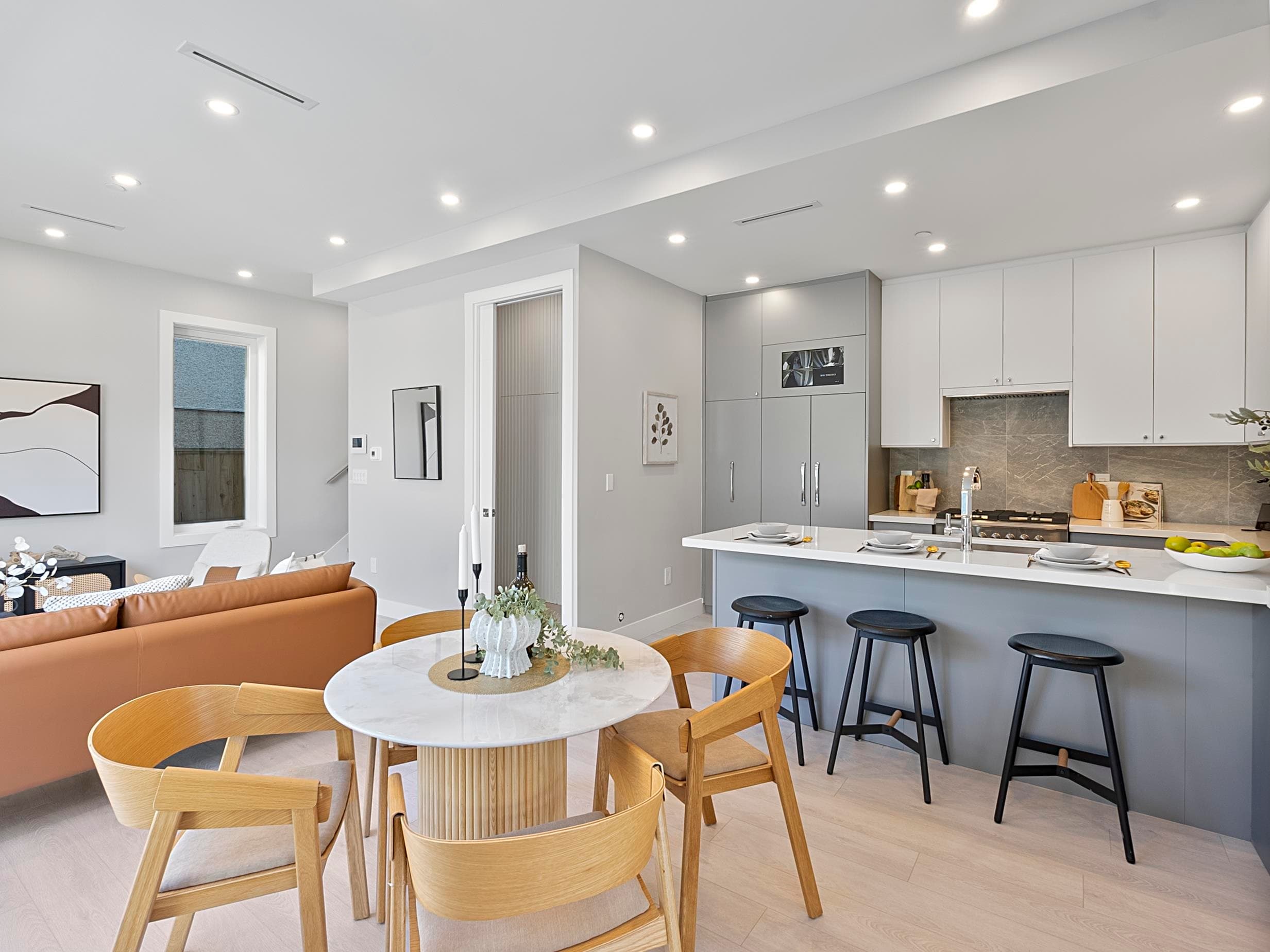885 E King Edward Avenue, Vancouver