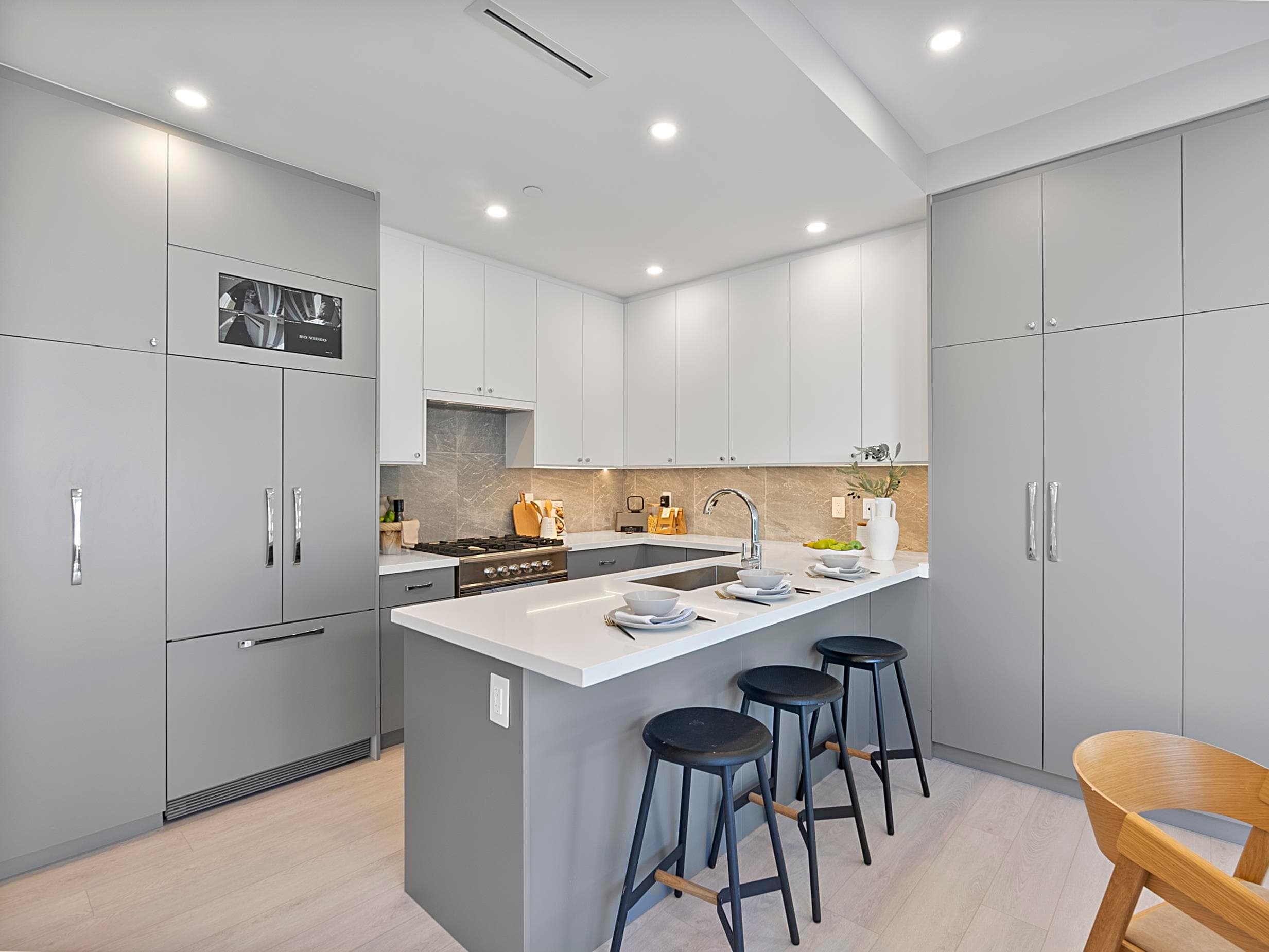 885 E King Edward Avenue, Vancouver, V5V 2E4 — photo 4