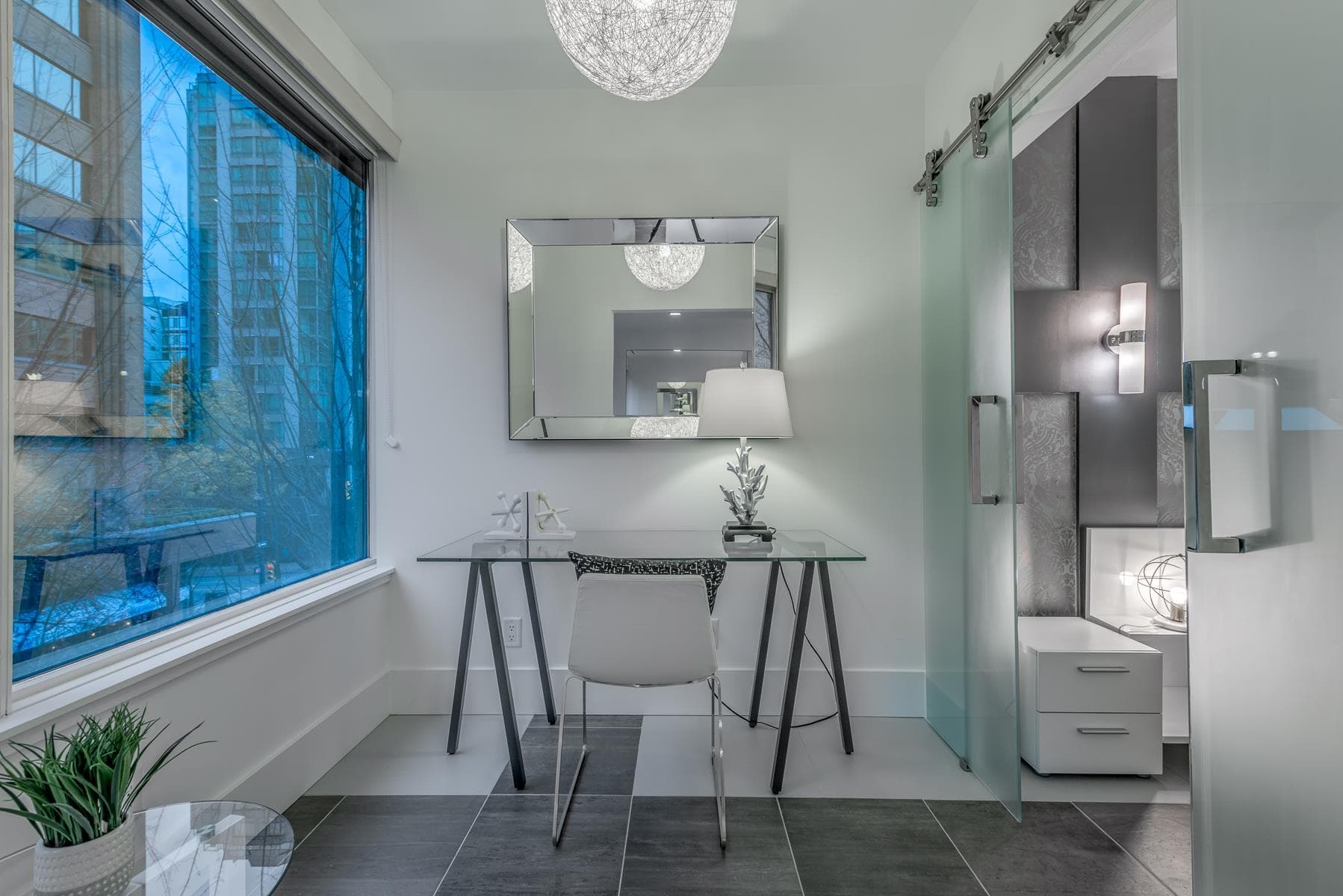 203 - 1177 Hornby Street, Vancouver, V6Z 2E9 — photo 1
