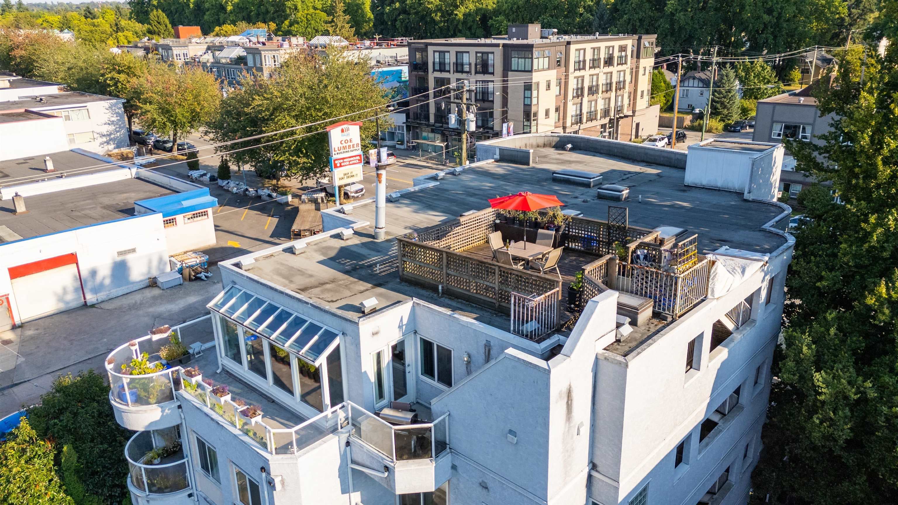 403 - 3505 W Broadway, Vancouver, V6R 2B5 — photo 4