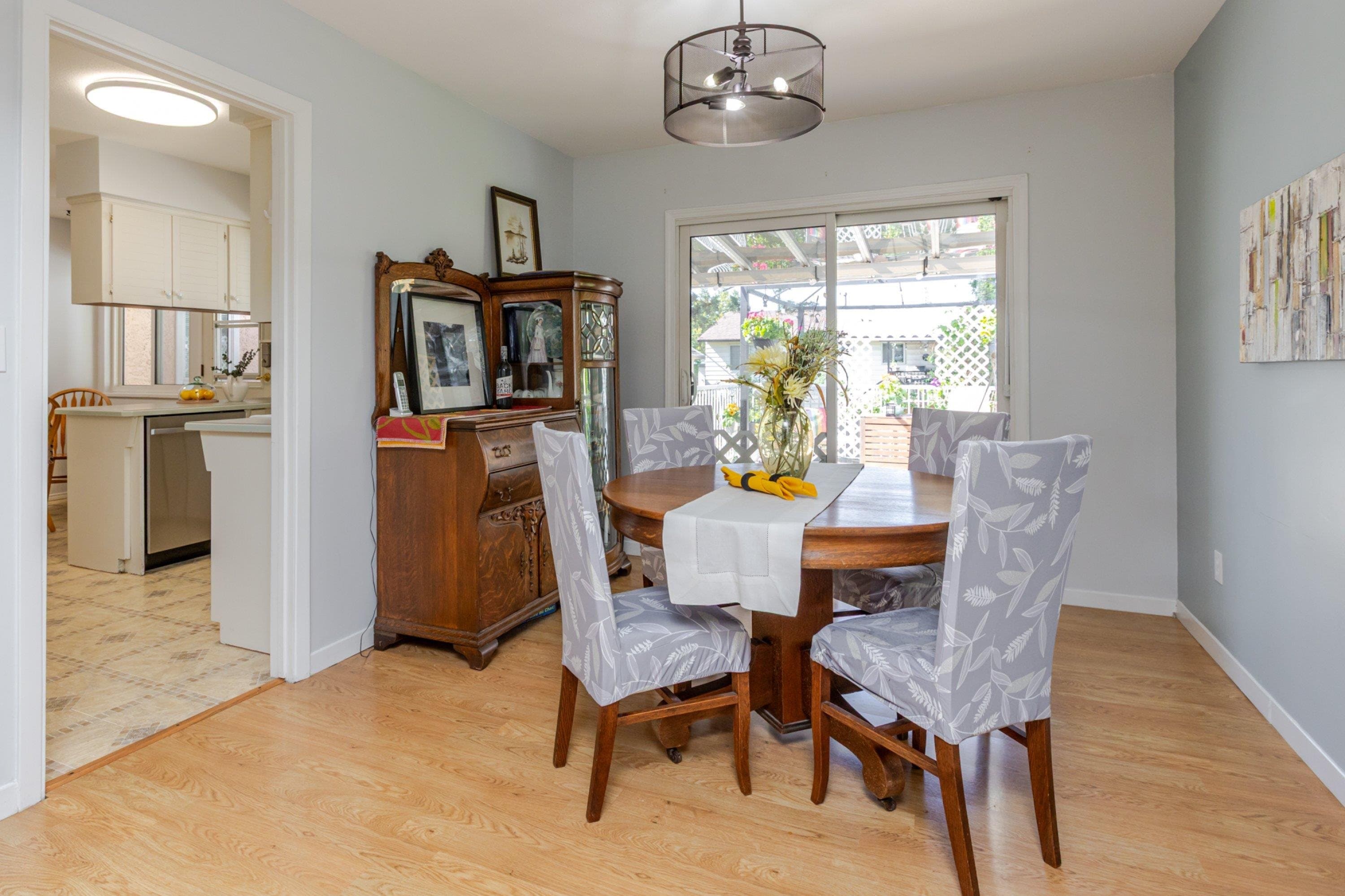 11371 87a Avenue, Delta, V4C 3A7 — photo 5